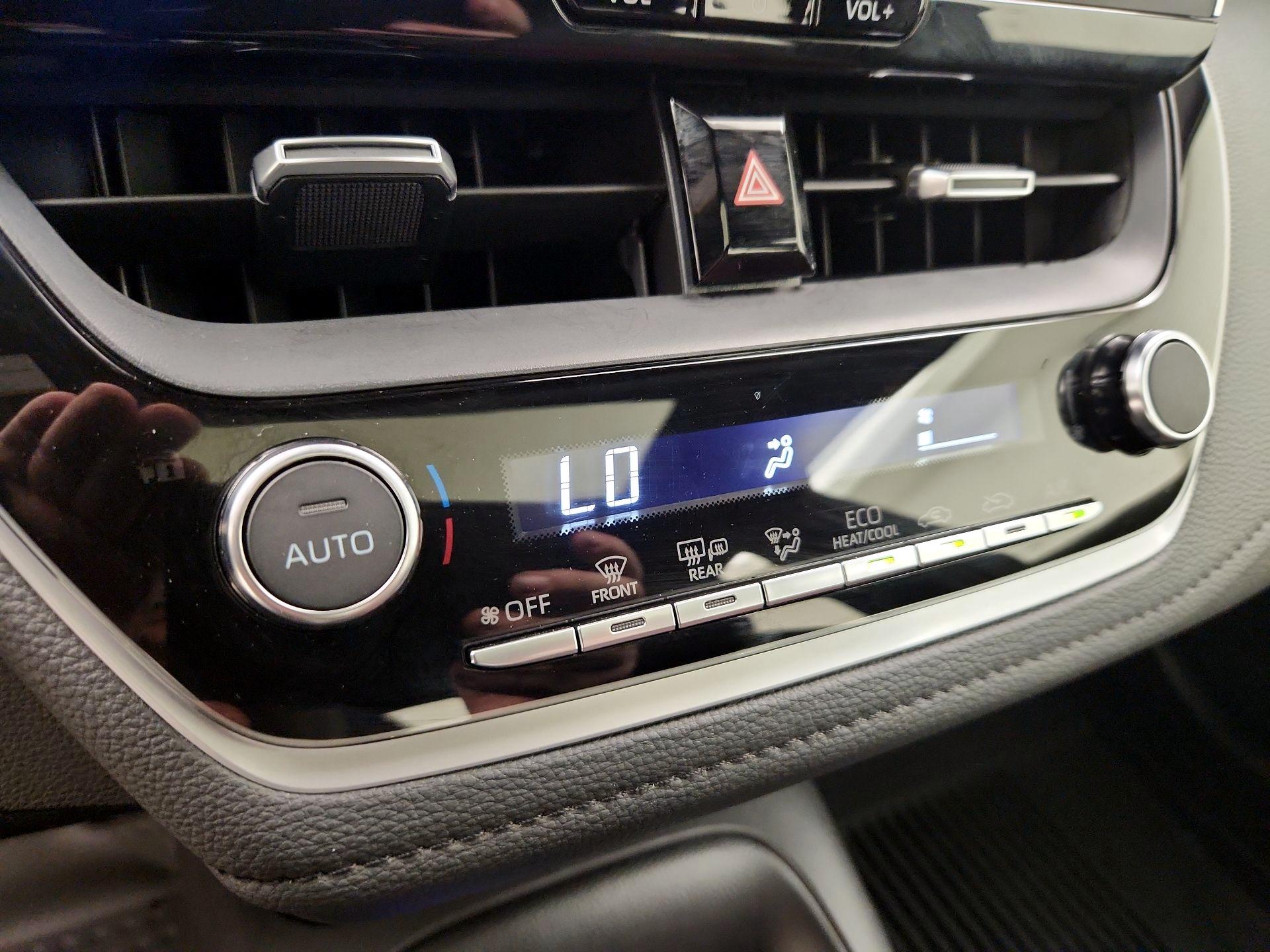 Thumbnail: 2025 Toyota Corolla - 16