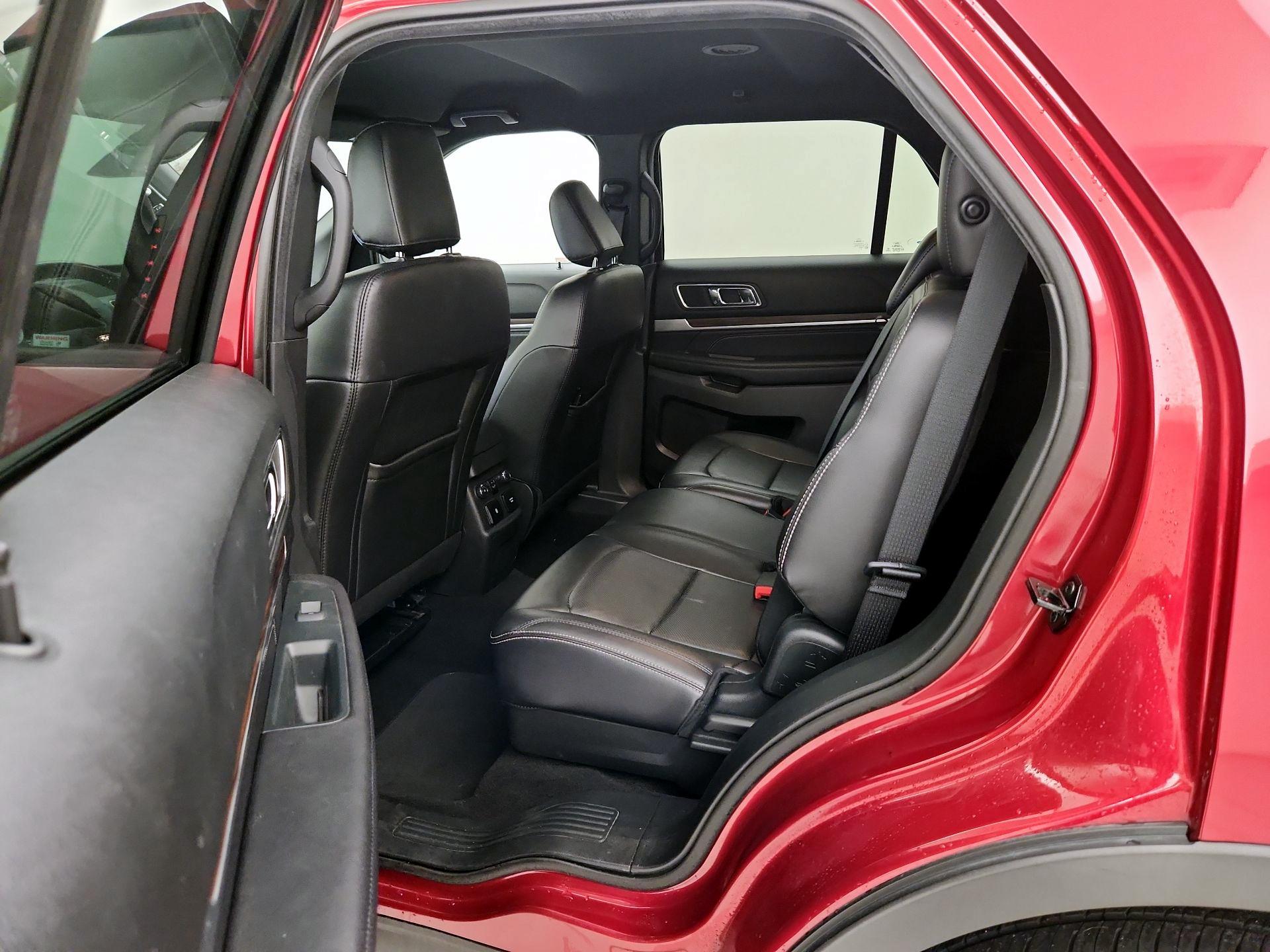 Thumbnail: 2019 Ford Explorer - 20