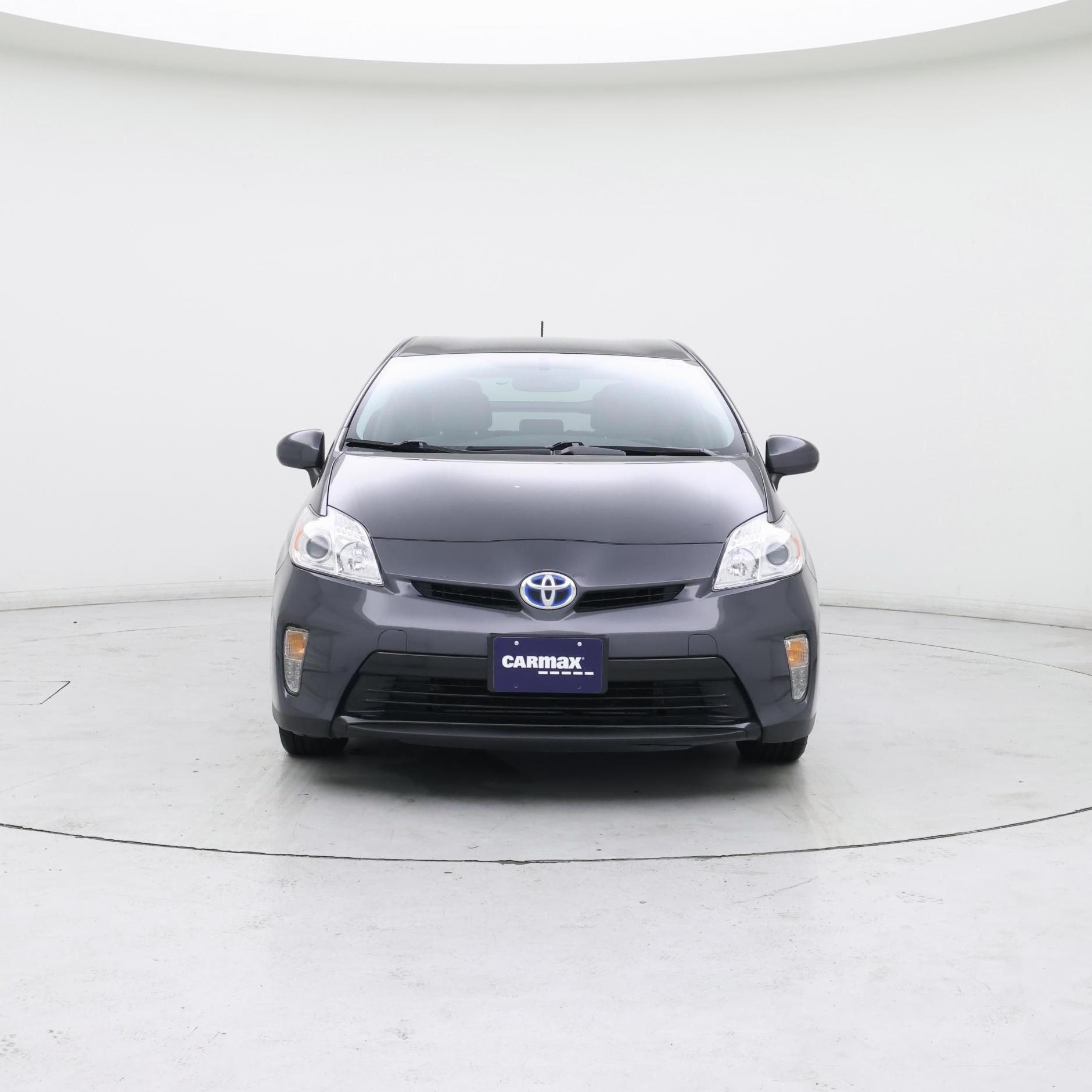 Thumbnail: 2015 Toyota Prius - 5