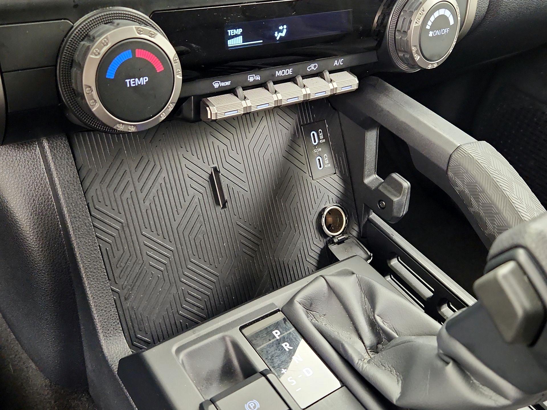 Thumbnail: 2025 Toyota 4Runner - 18