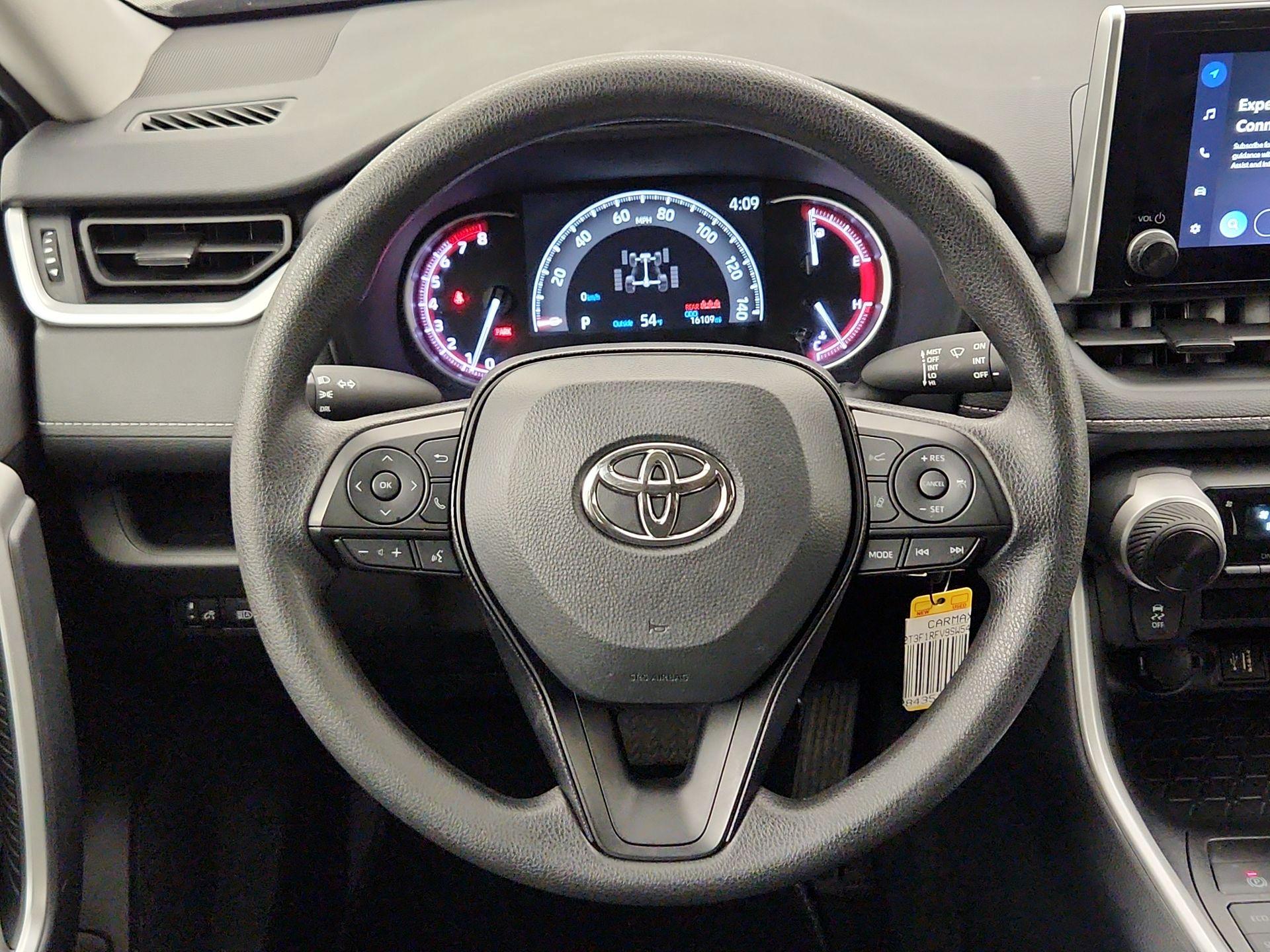 Thumbnail: 2025 Toyota RAV4 - 10