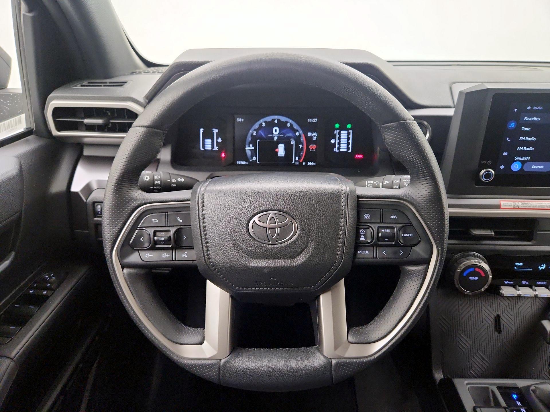 Thumbnail: 2025 Toyota 4Runner - 10