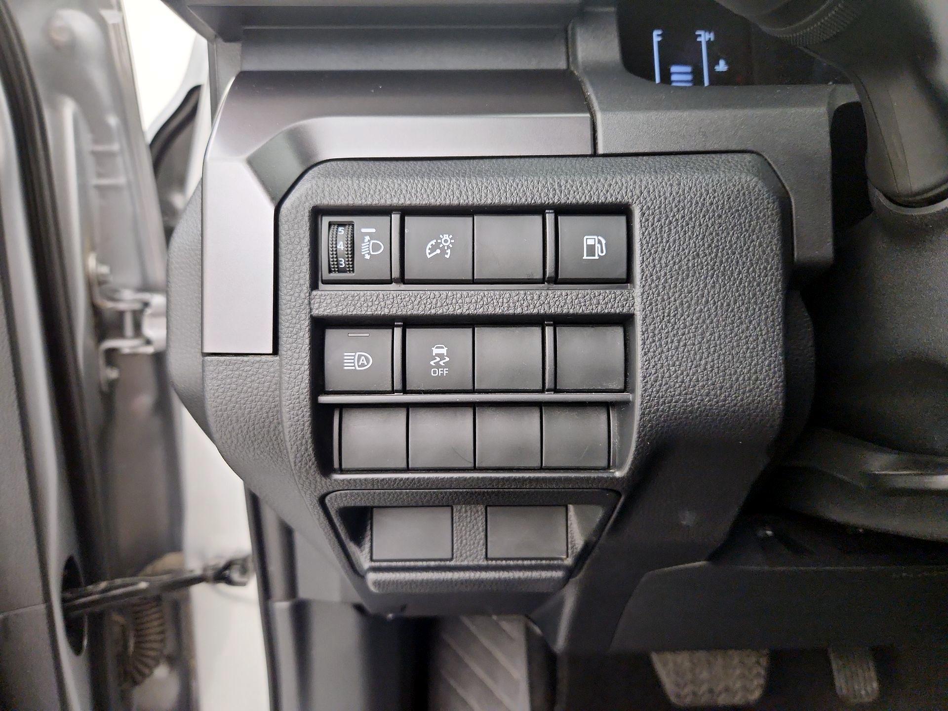 Thumbnail: 2025 Toyota 4Runner - 13