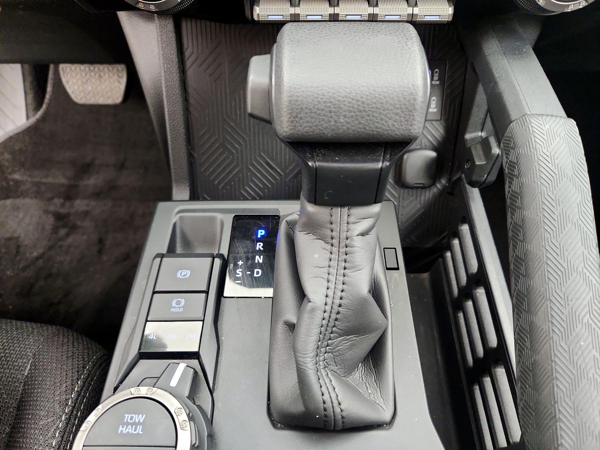 Thumbnail: 2025 Toyota 4Runner - 17