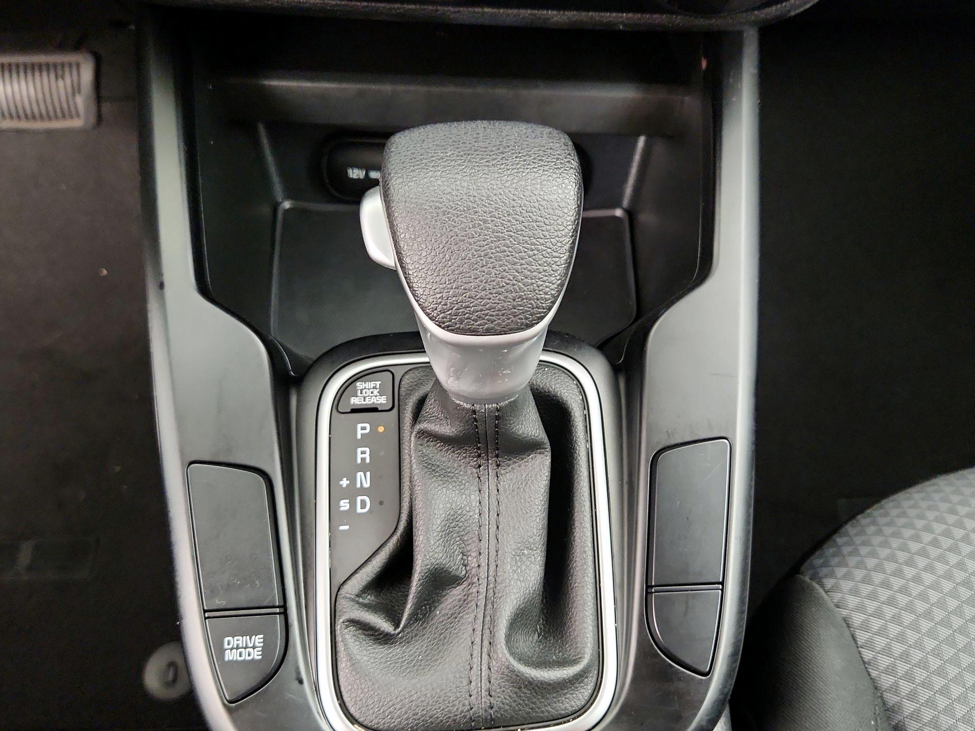 Thumbnail: 2023 Kia Soul - 17