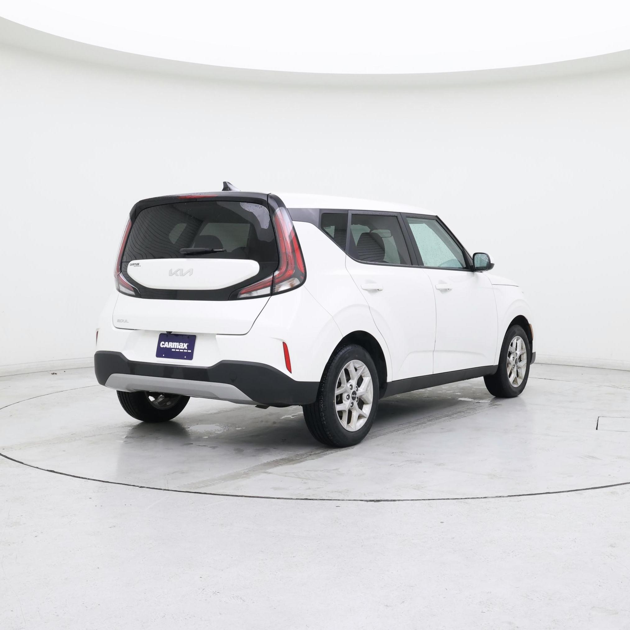 Thumbnail: 2023 Kia Soul - 8