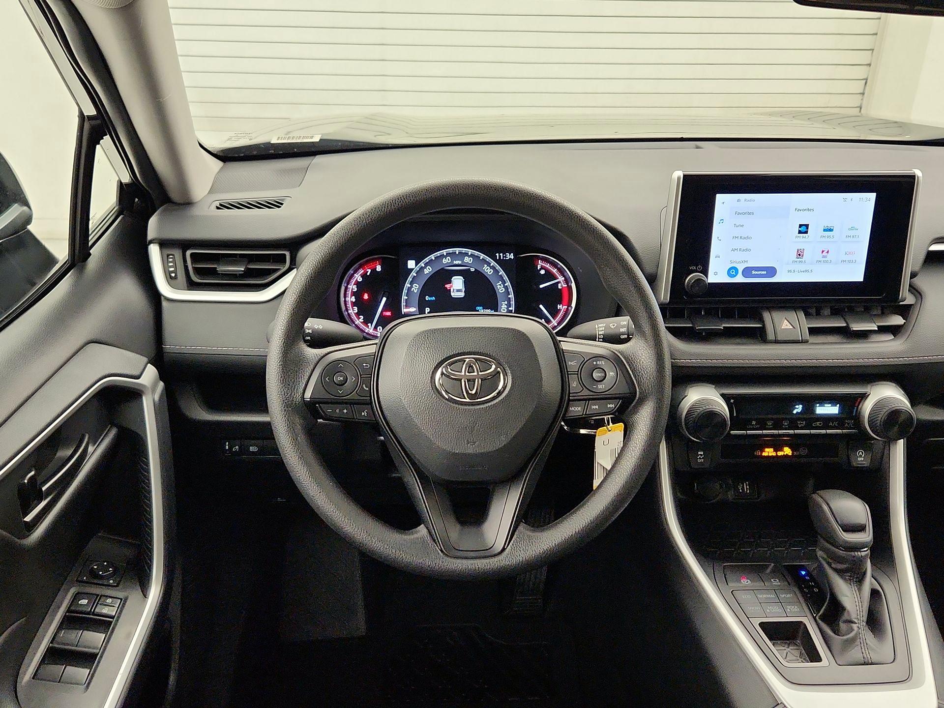 Thumbnail: 2025 Toyota RAV4 - 10