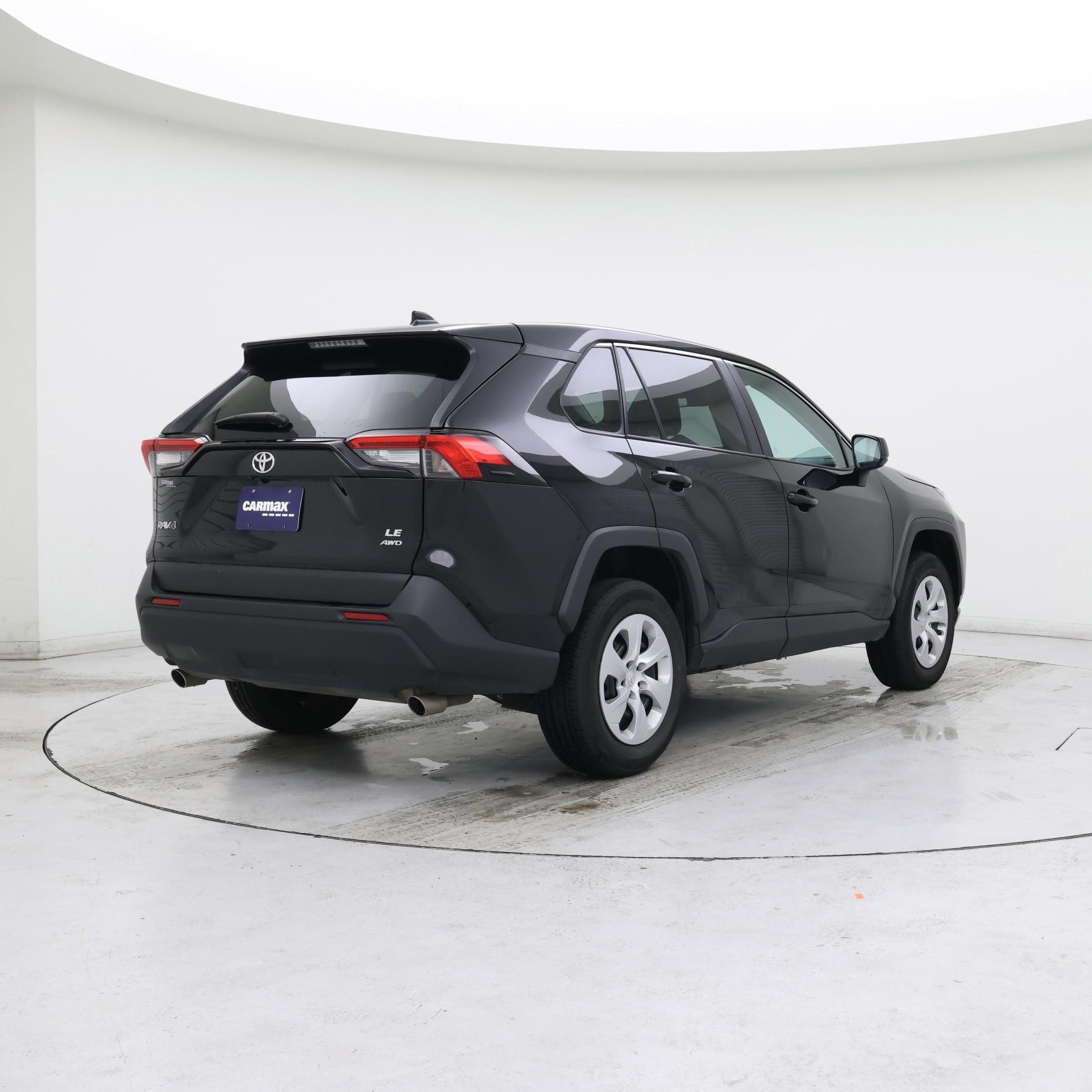 Thumbnail: 2025 Toyota RAV4 - 8