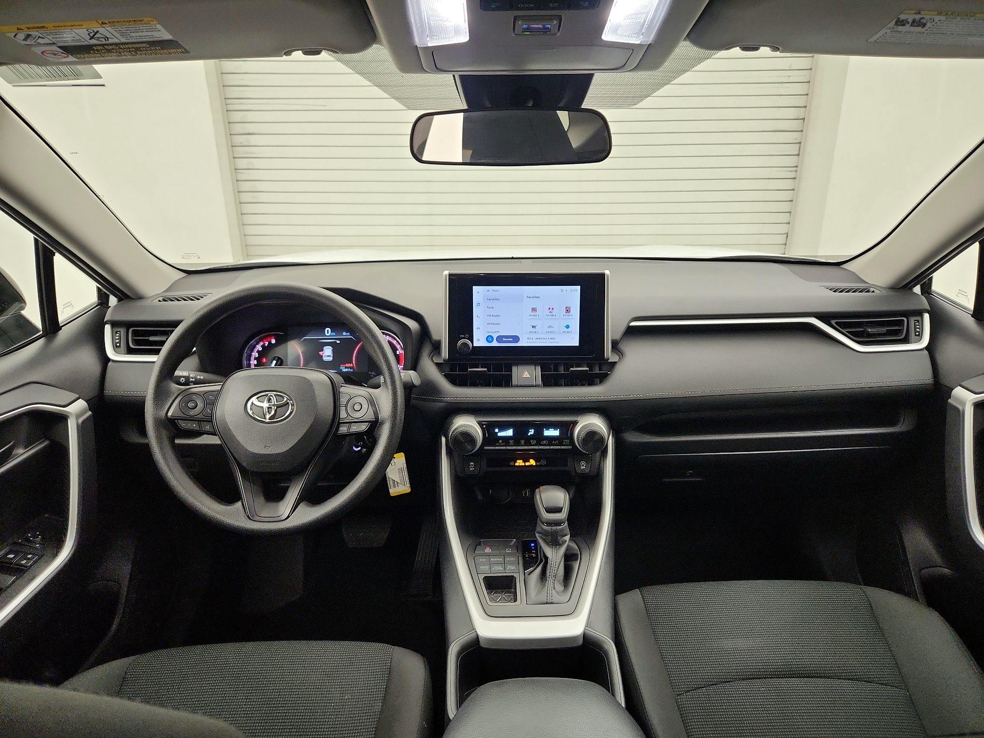 Thumbnail: 2025 Toyota RAV4 - 9