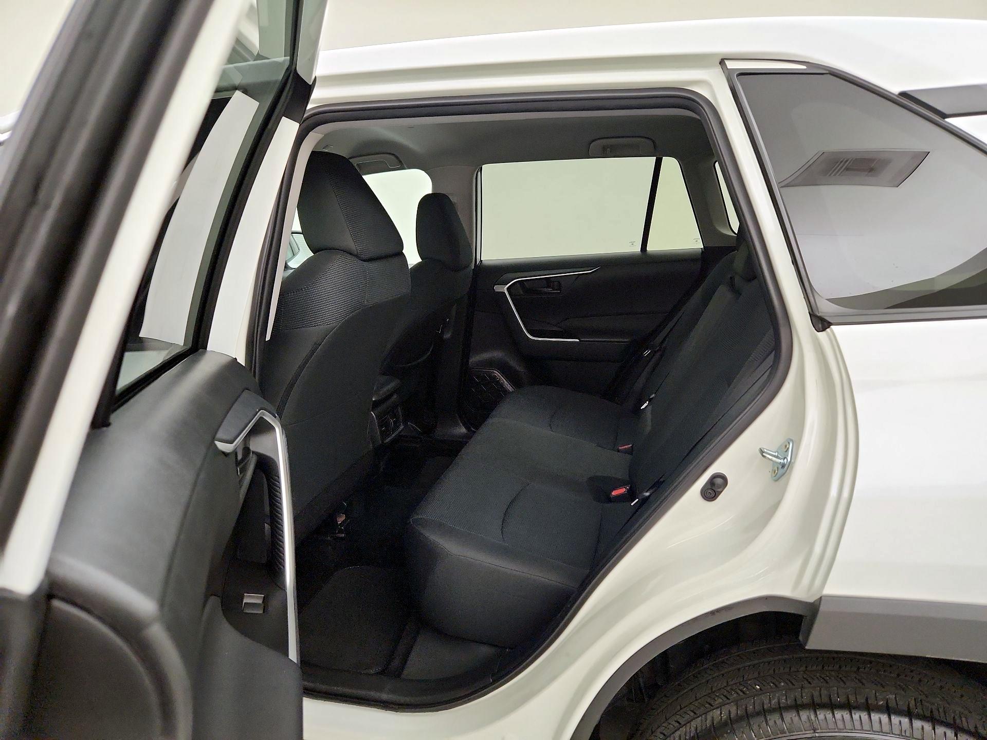 Thumbnail: 2025 Toyota RAV4 - 19