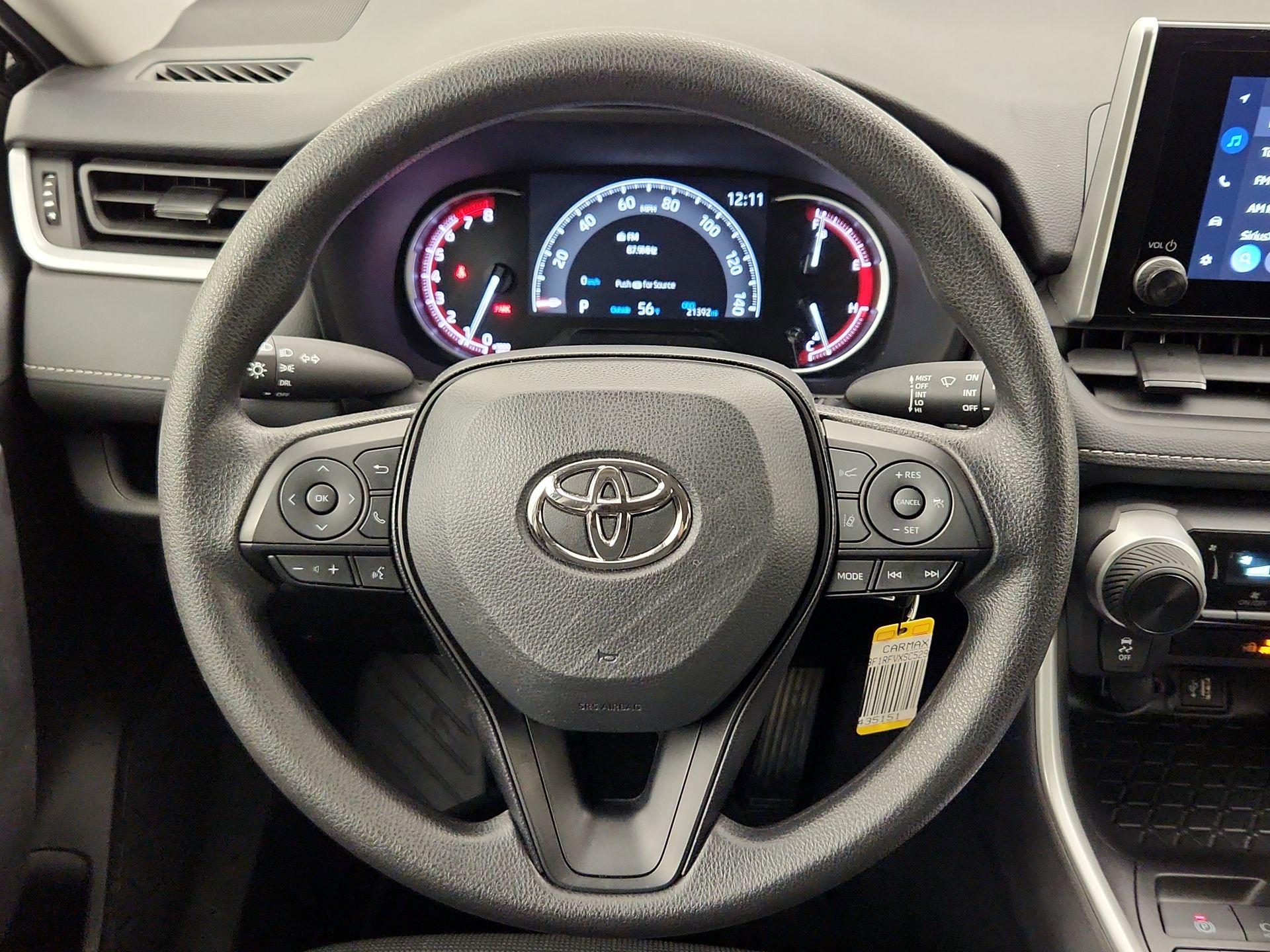 Thumbnail: 2025 Toyota RAV4 - 10