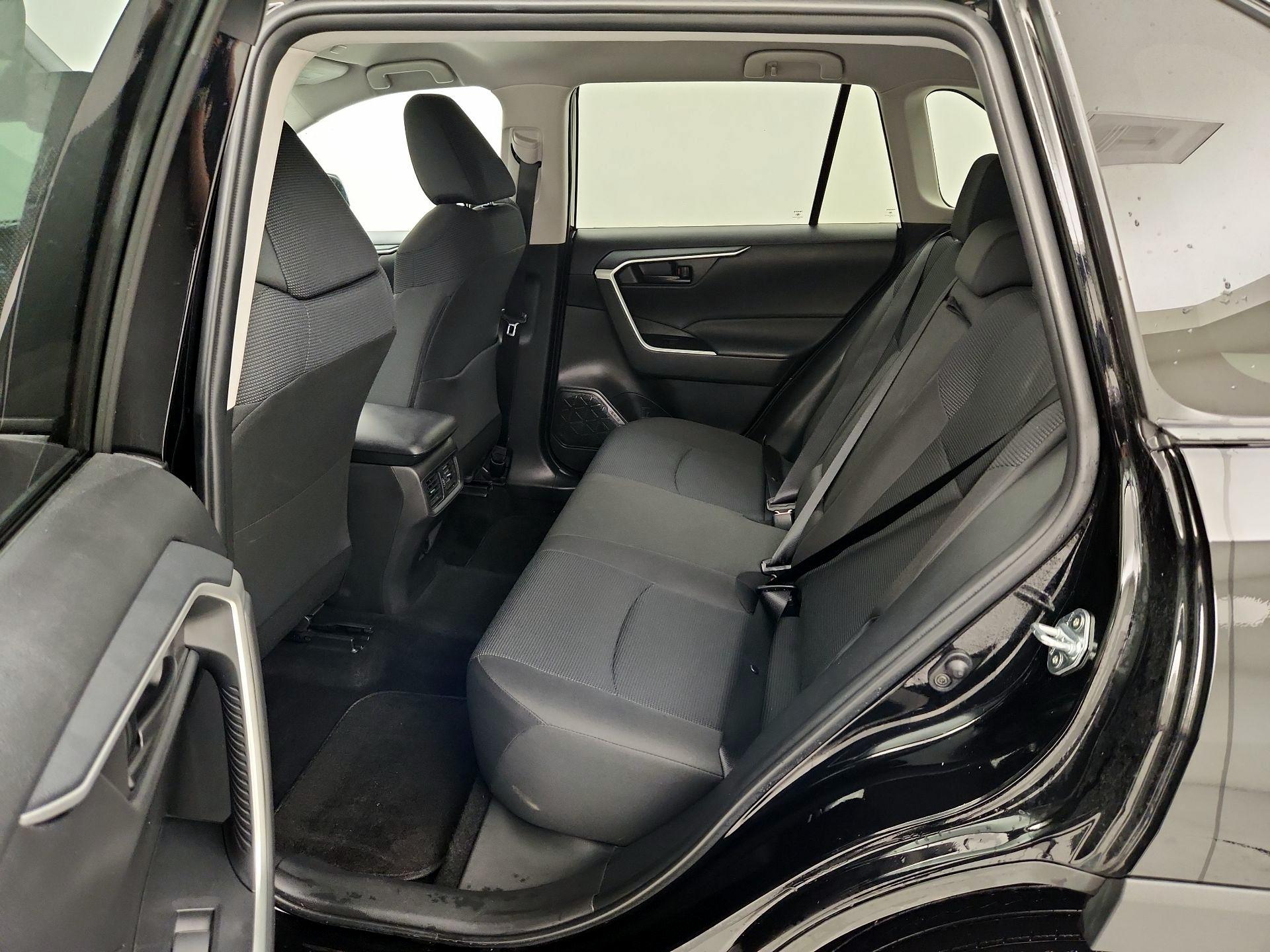 Thumbnail: 2025 Toyota RAV4 - 19