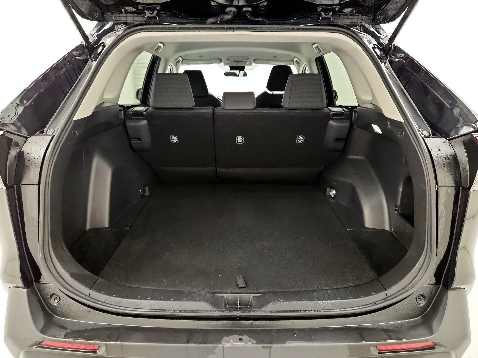 Thumbnail: 2025 Toyota RAV4 - 20