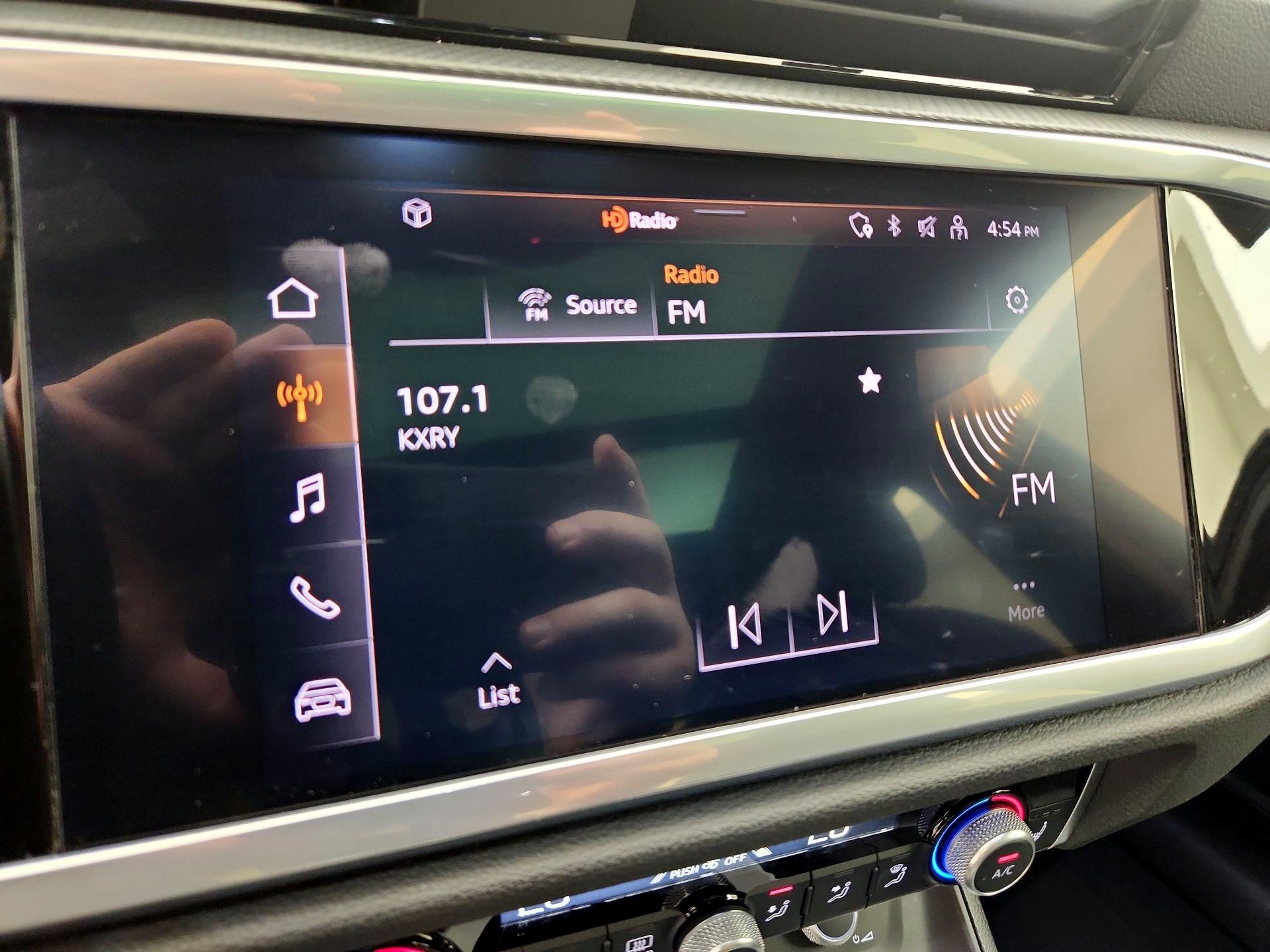 Thumbnail: 2022 Audi Q3 - 15