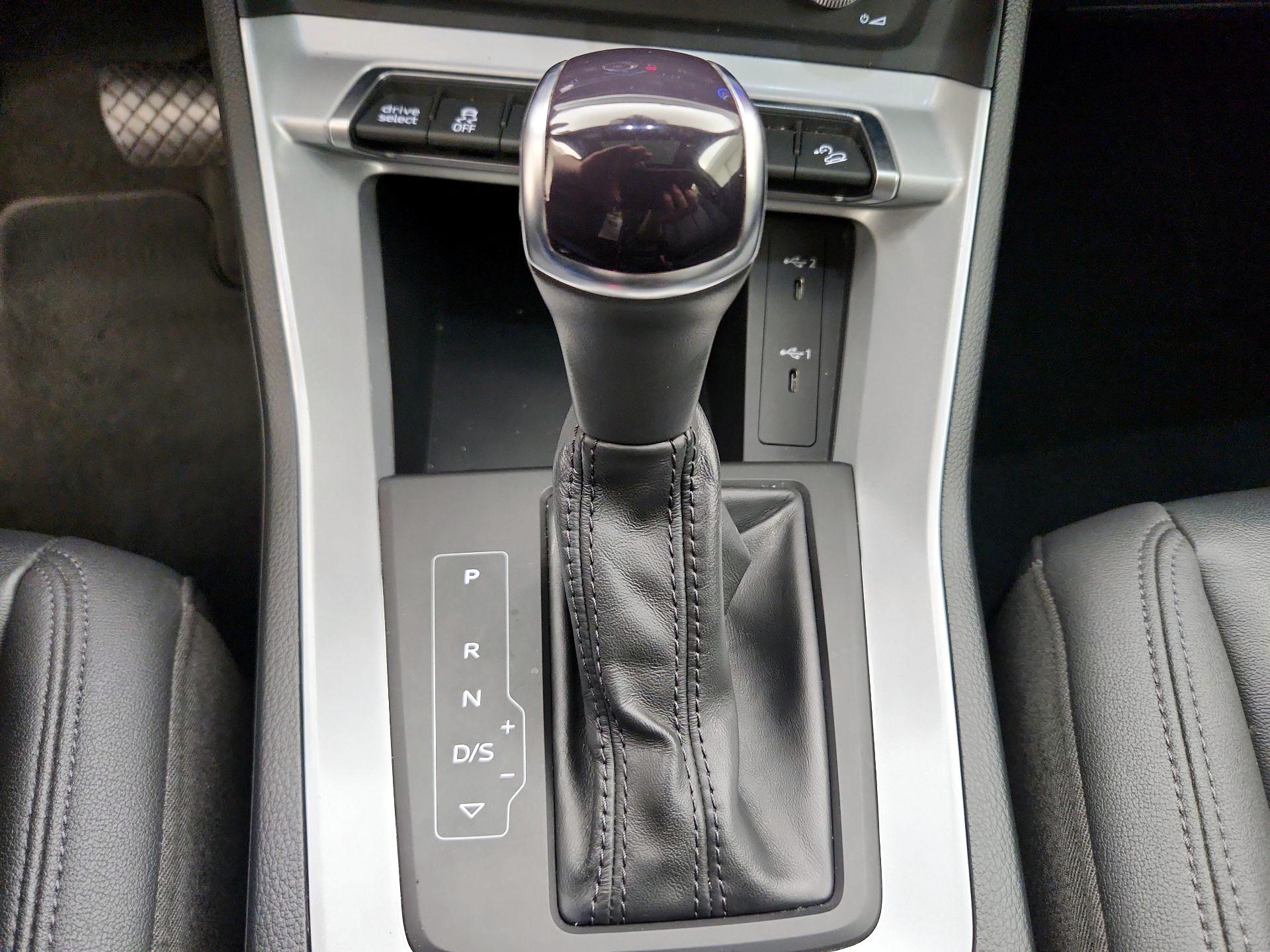 Thumbnail: 2022 Audi Q3 - 17