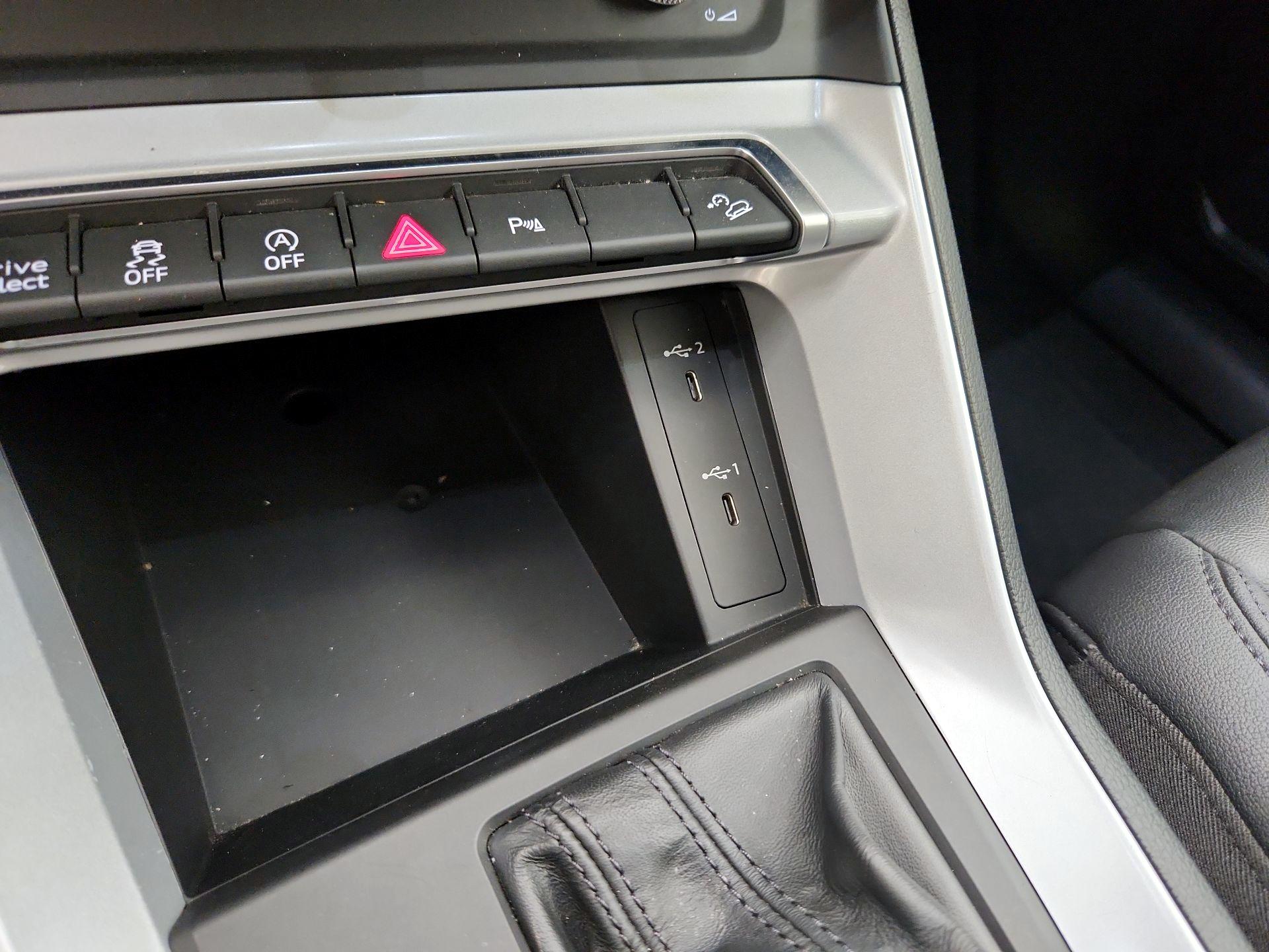 Thumbnail: 2022 Audi Q3 - 18