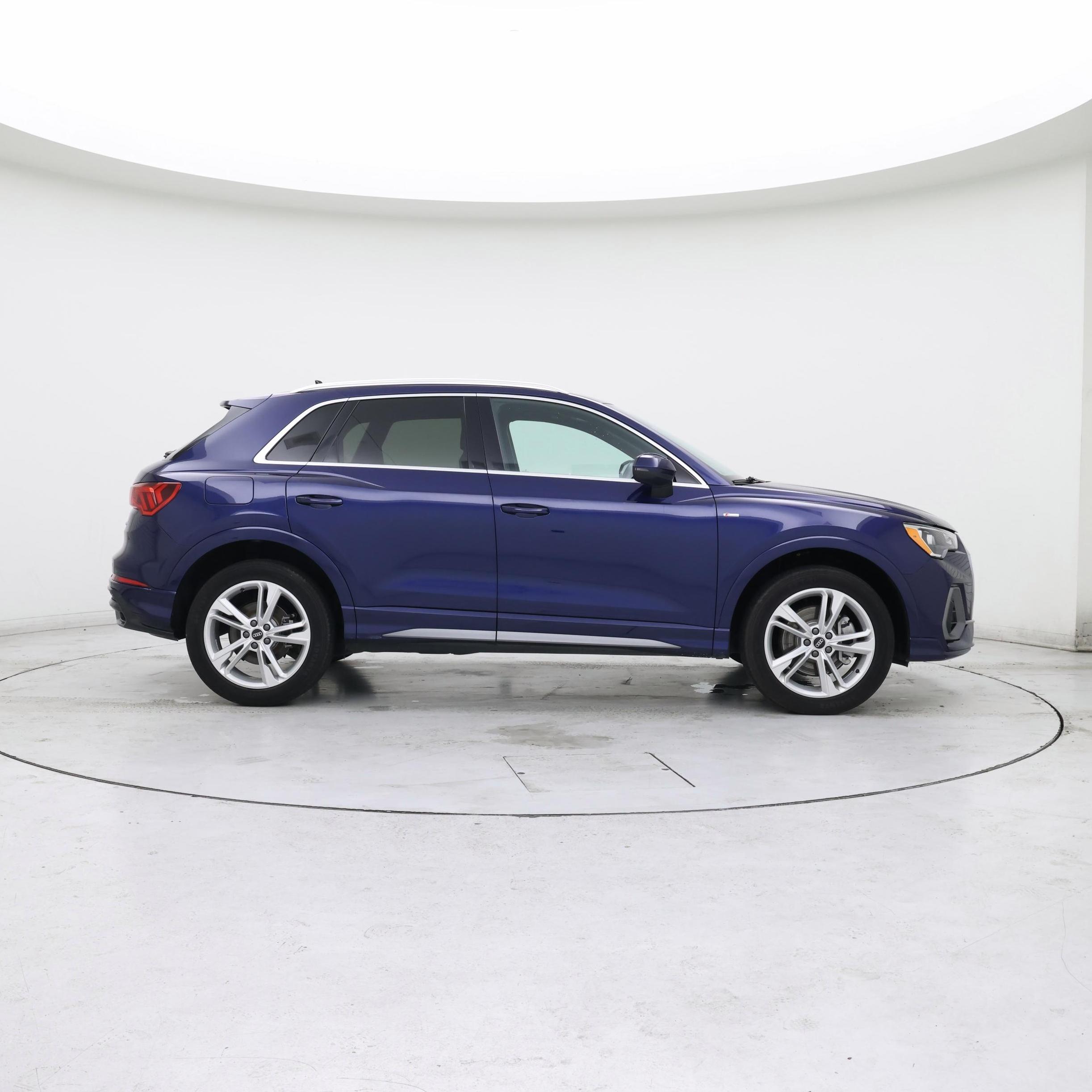 Thumbnail: 2022 Audi Q3 - 7