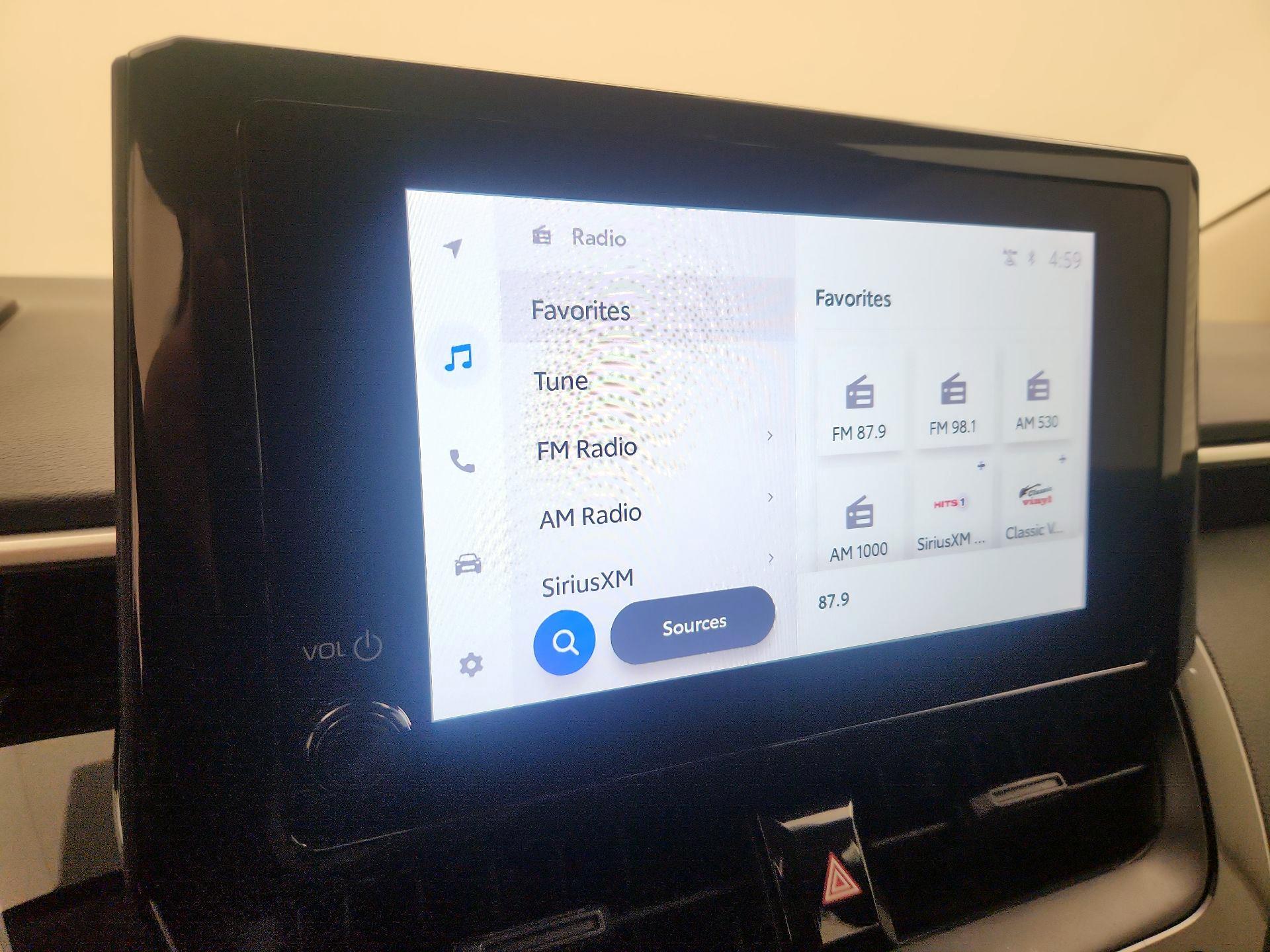 Thumbnail: 2025 Toyota Corolla - 15