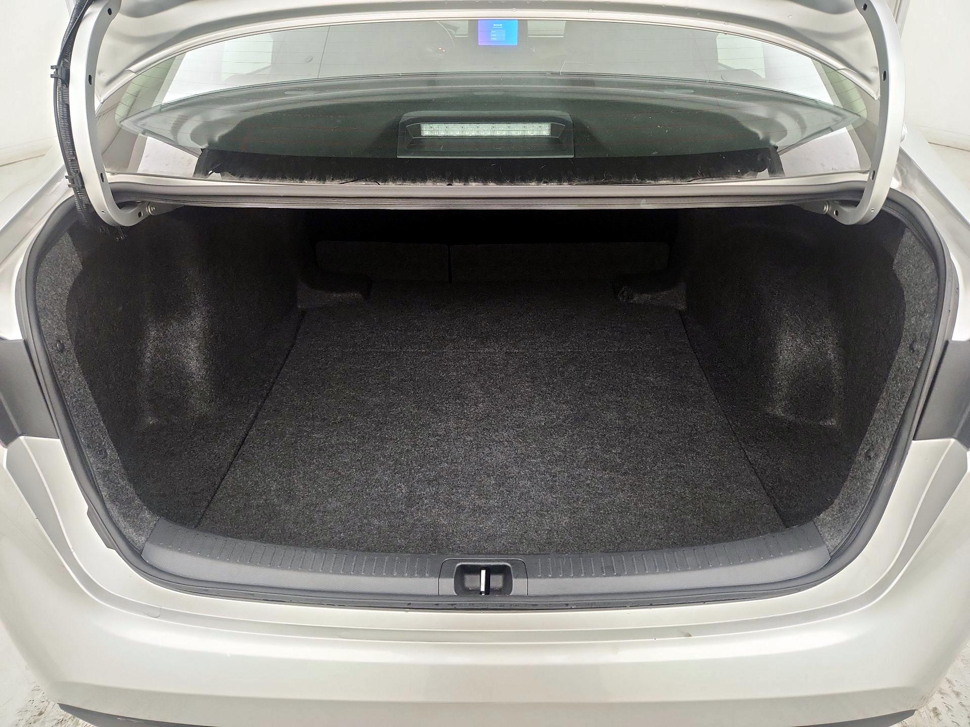 Thumbnail: 2025 Toyota Corolla - 20