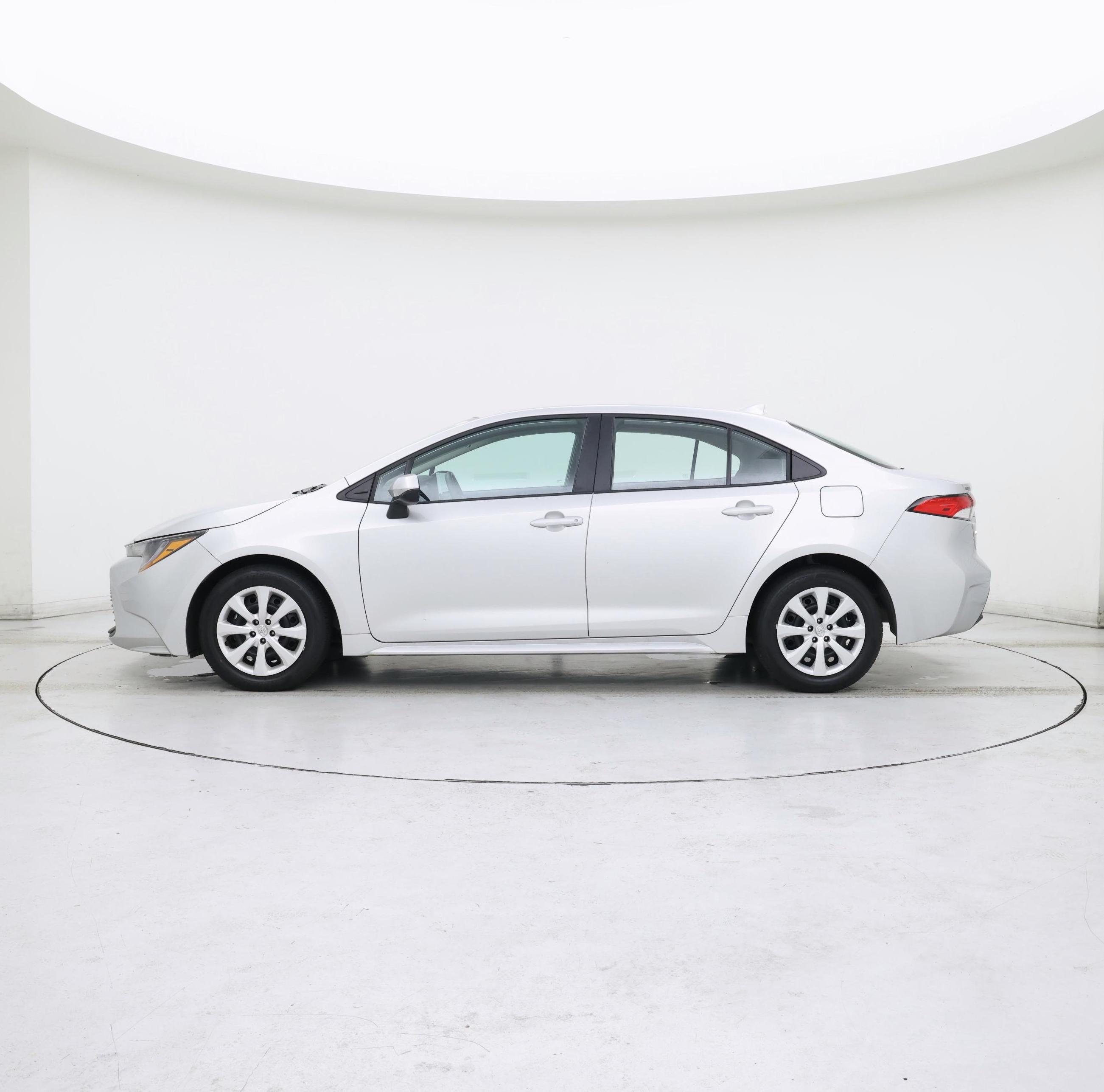 Thumbnail: 2025 Toyota Corolla - 3