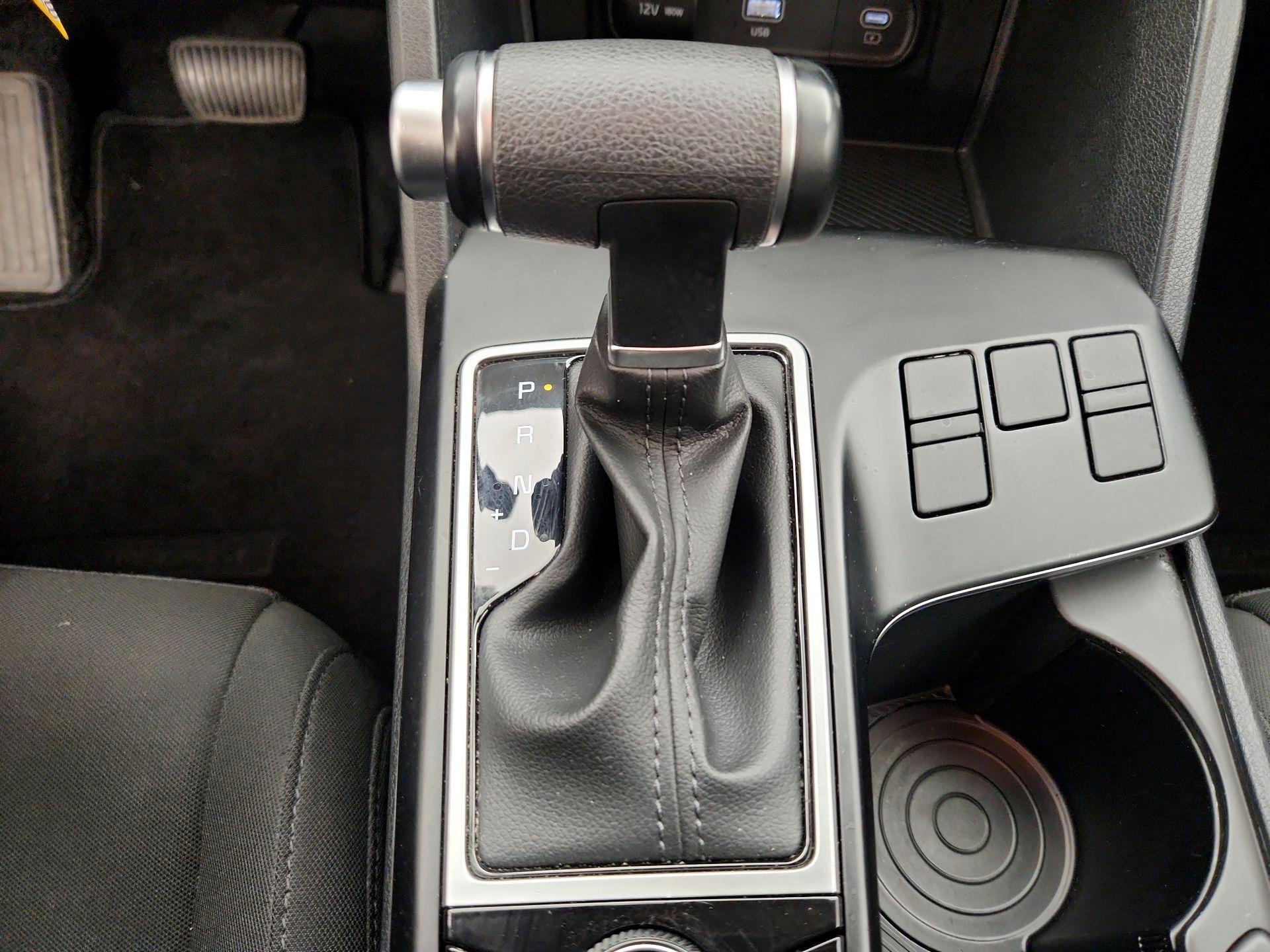 Thumbnail: 2024 Kia Sportage - 17