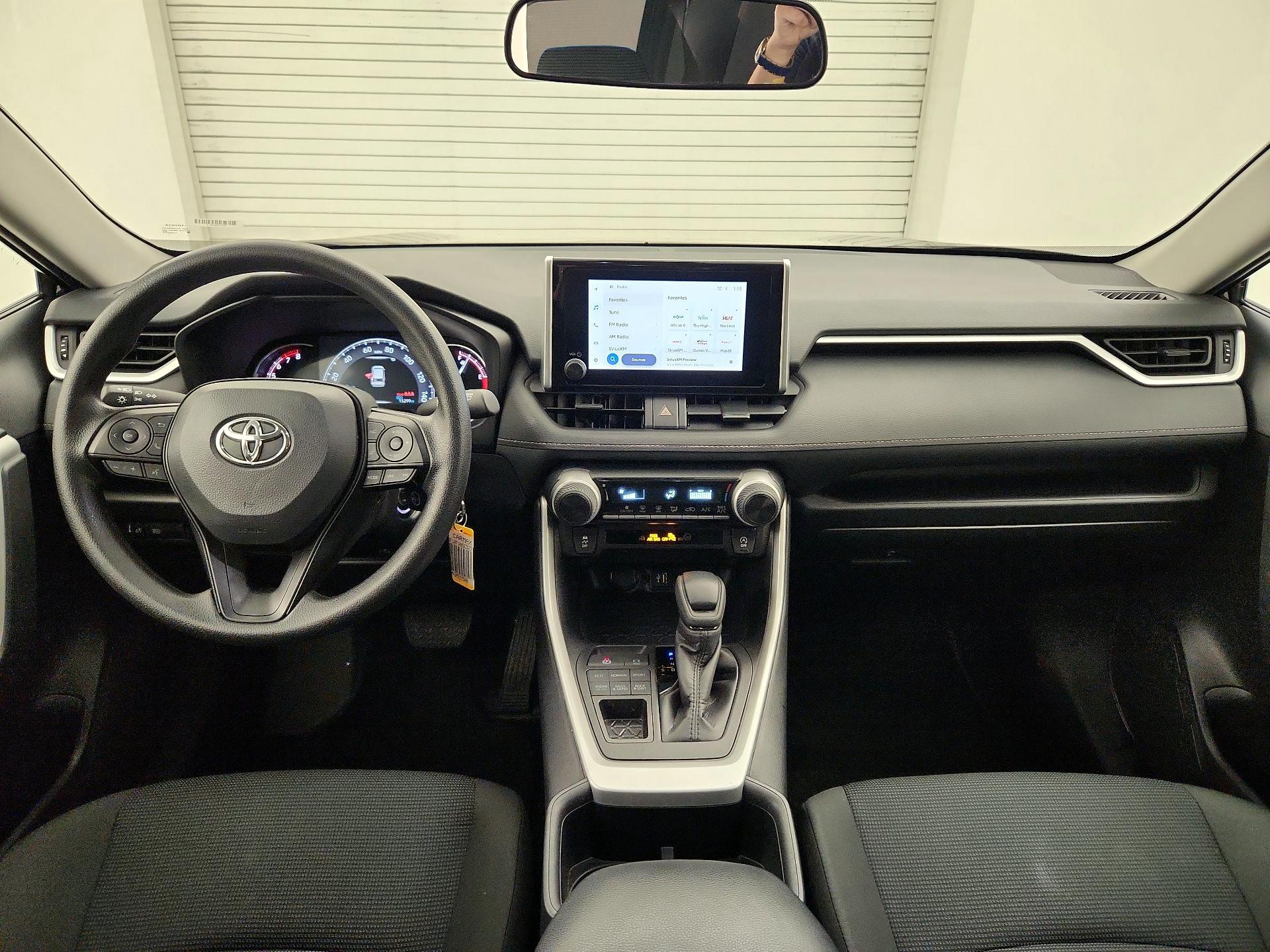 Thumbnail: 2025 Toyota RAV4 - 9