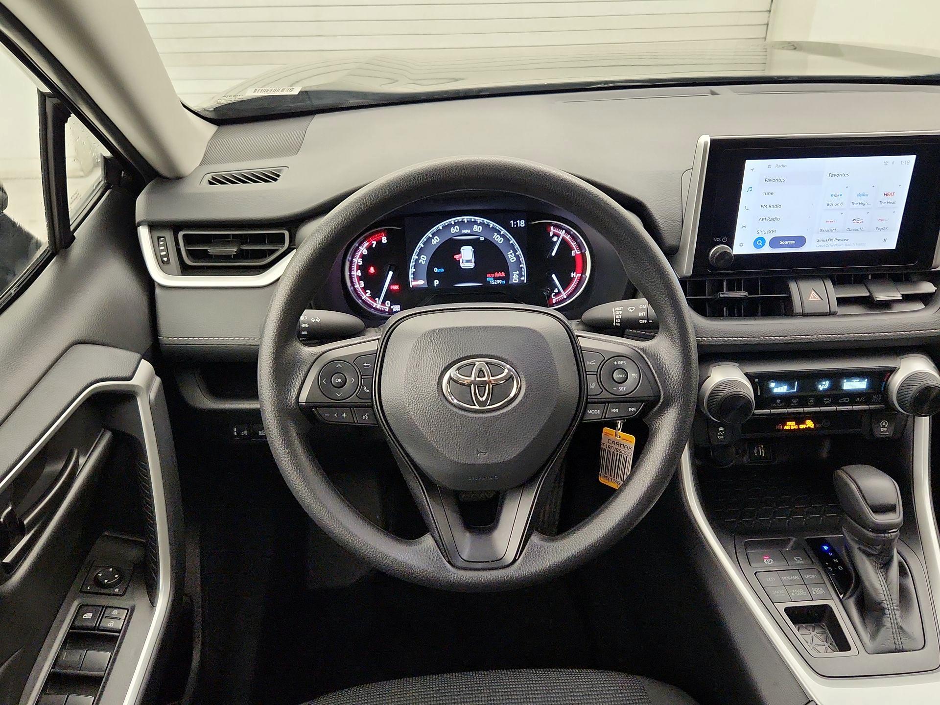 Thumbnail: 2025 Toyota RAV4 - 10