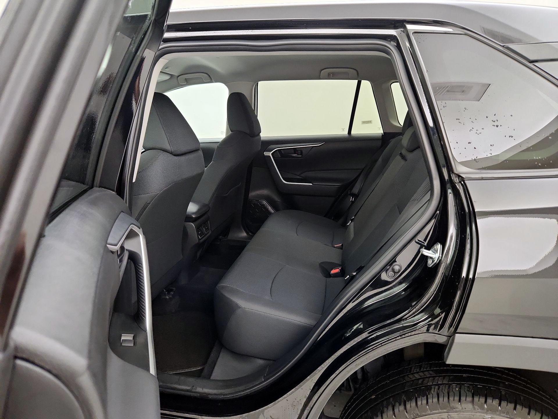 Thumbnail: 2025 Toyota RAV4 - 19