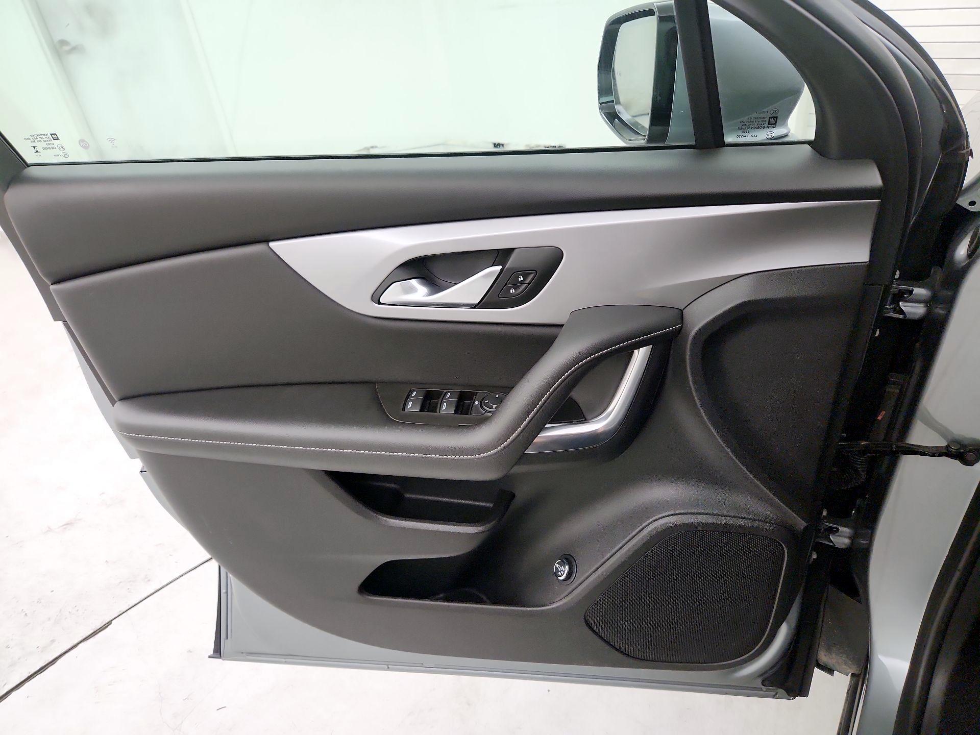 Thumbnail: 2024 Chevrolet Blazer - 12