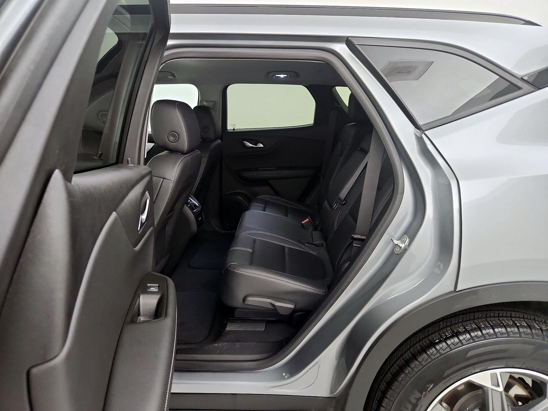 Thumbnail: 2024 Chevrolet Blazer - 19