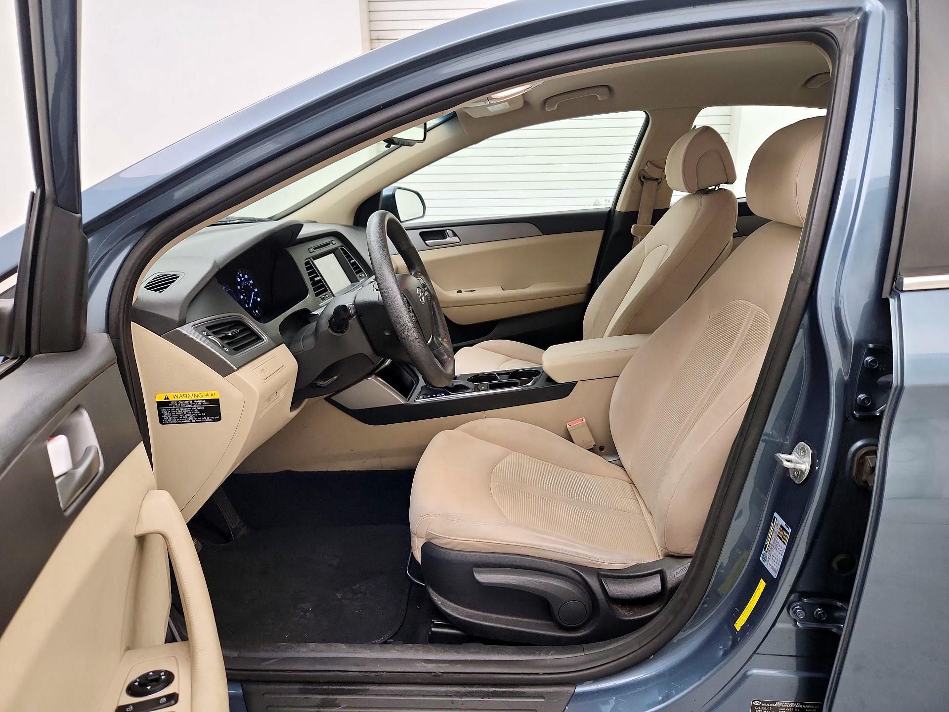 Thumbnail: 2016 Hyundai Sonata - 11