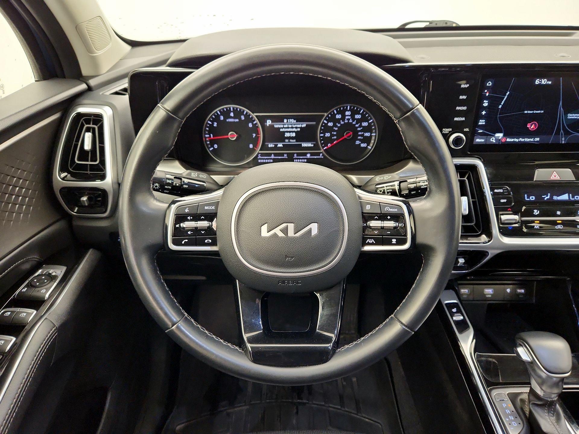 Thumbnail: 2022 Kia Sorento - 10