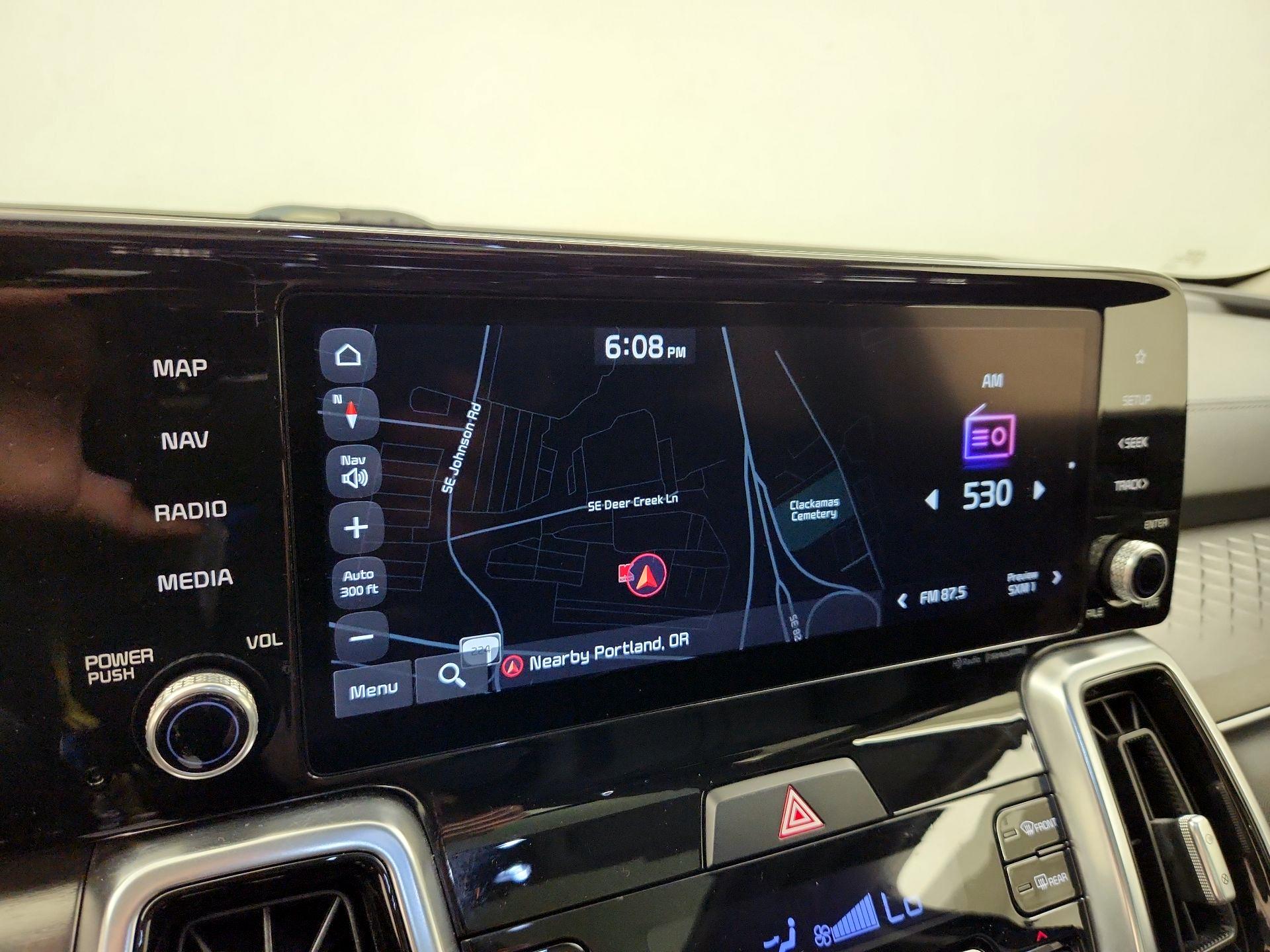 Thumbnail: 2022 Kia Sorento - 14