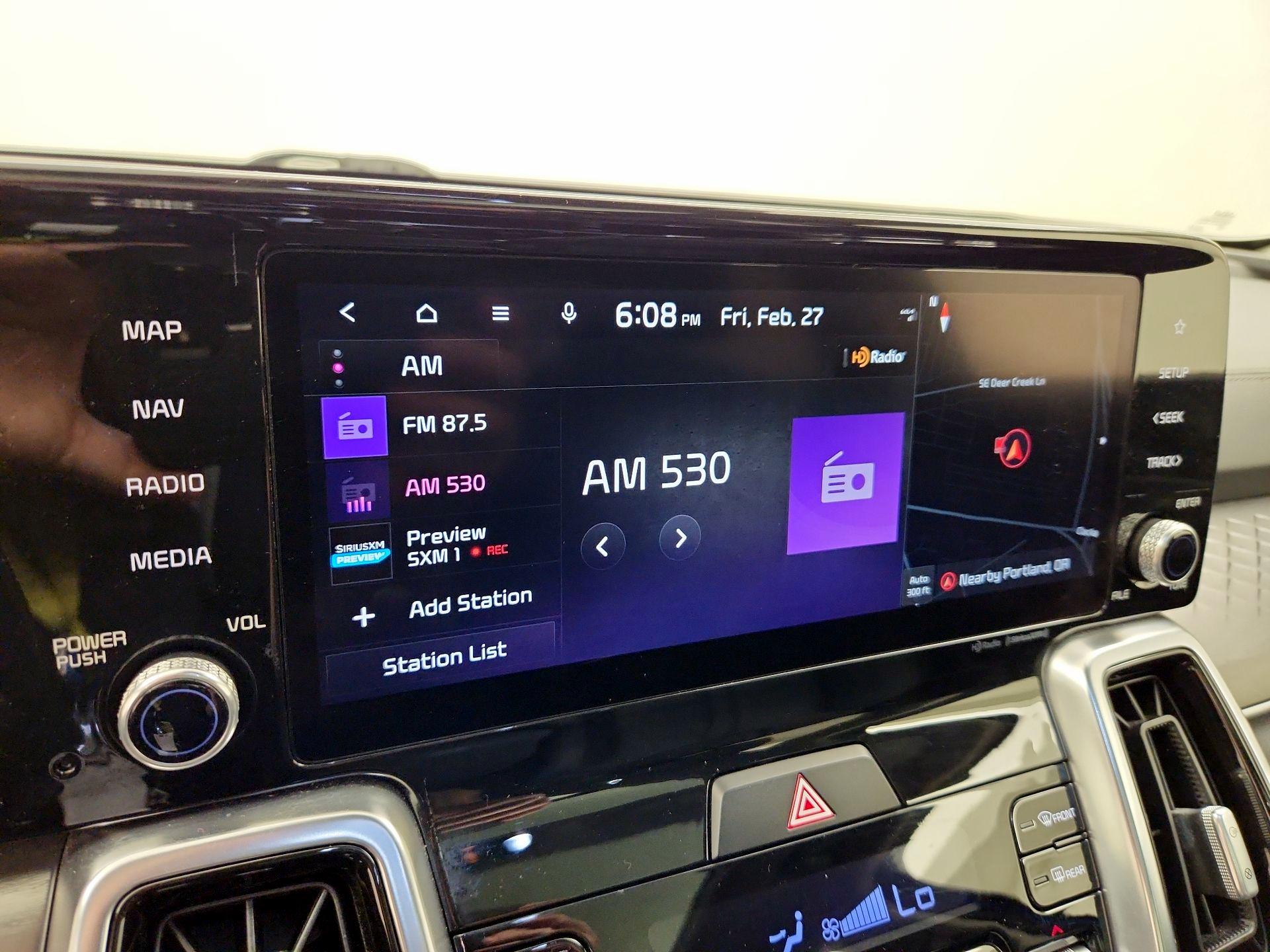 Thumbnail: 2022 Kia Sorento - 16