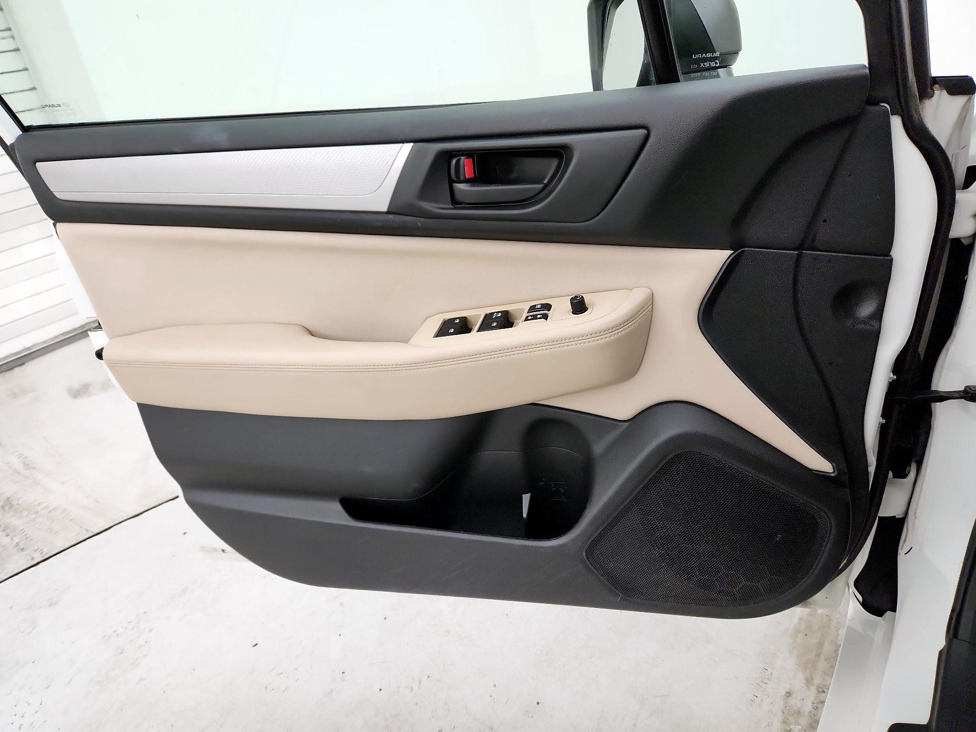 Thumbnail: 2015 Subaru Legacy - 12