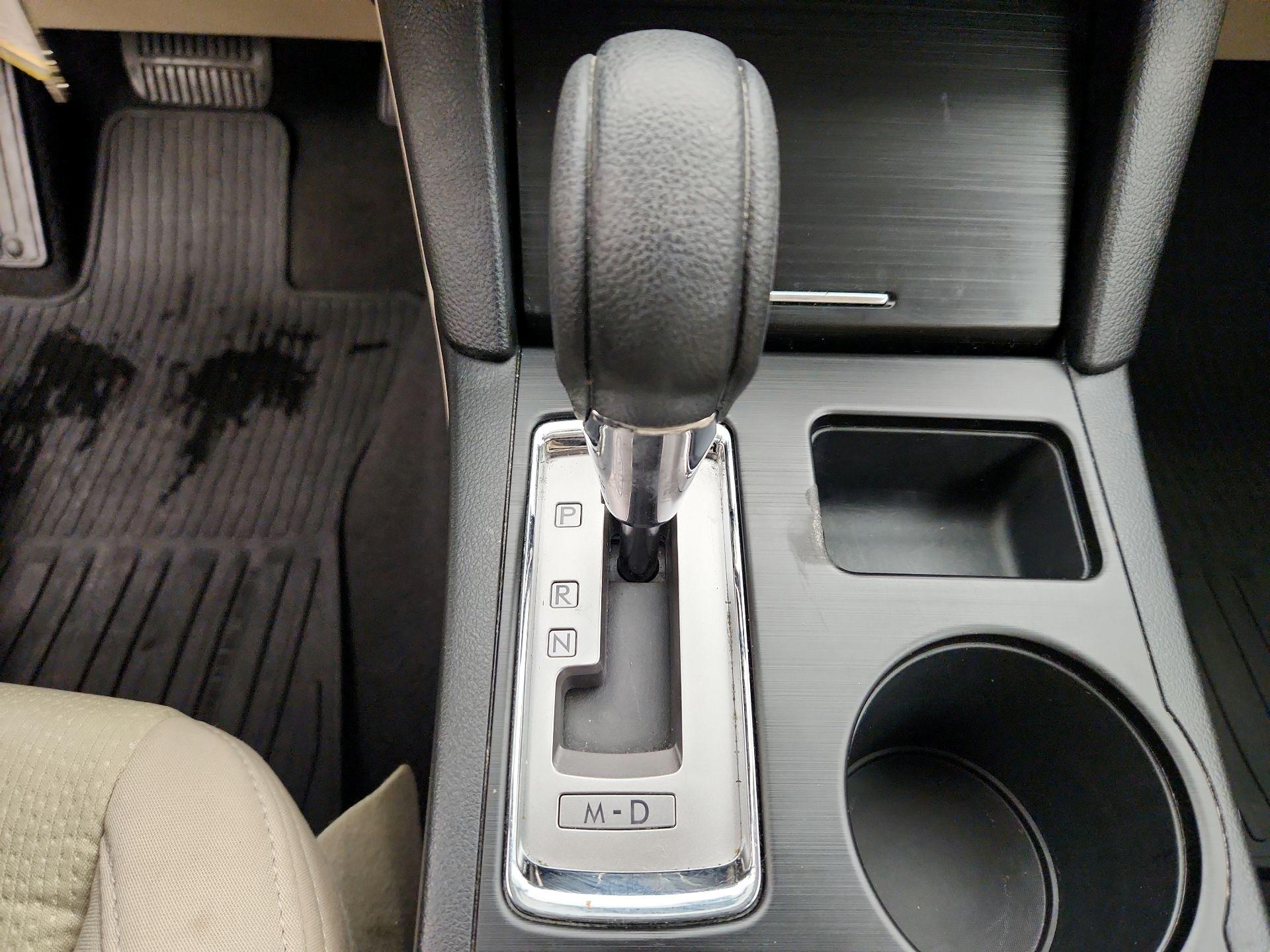 Thumbnail: 2015 Subaru Legacy - 17