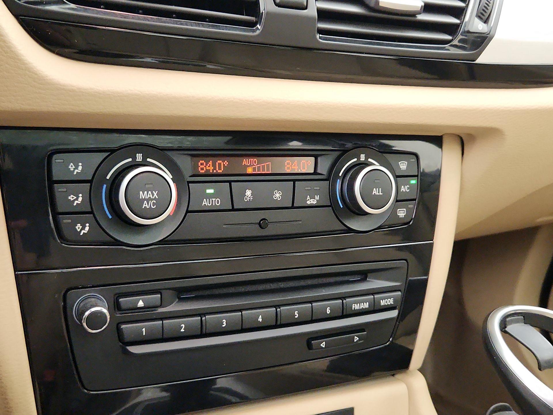 Thumbnail: 2015 BMW X1 - 17