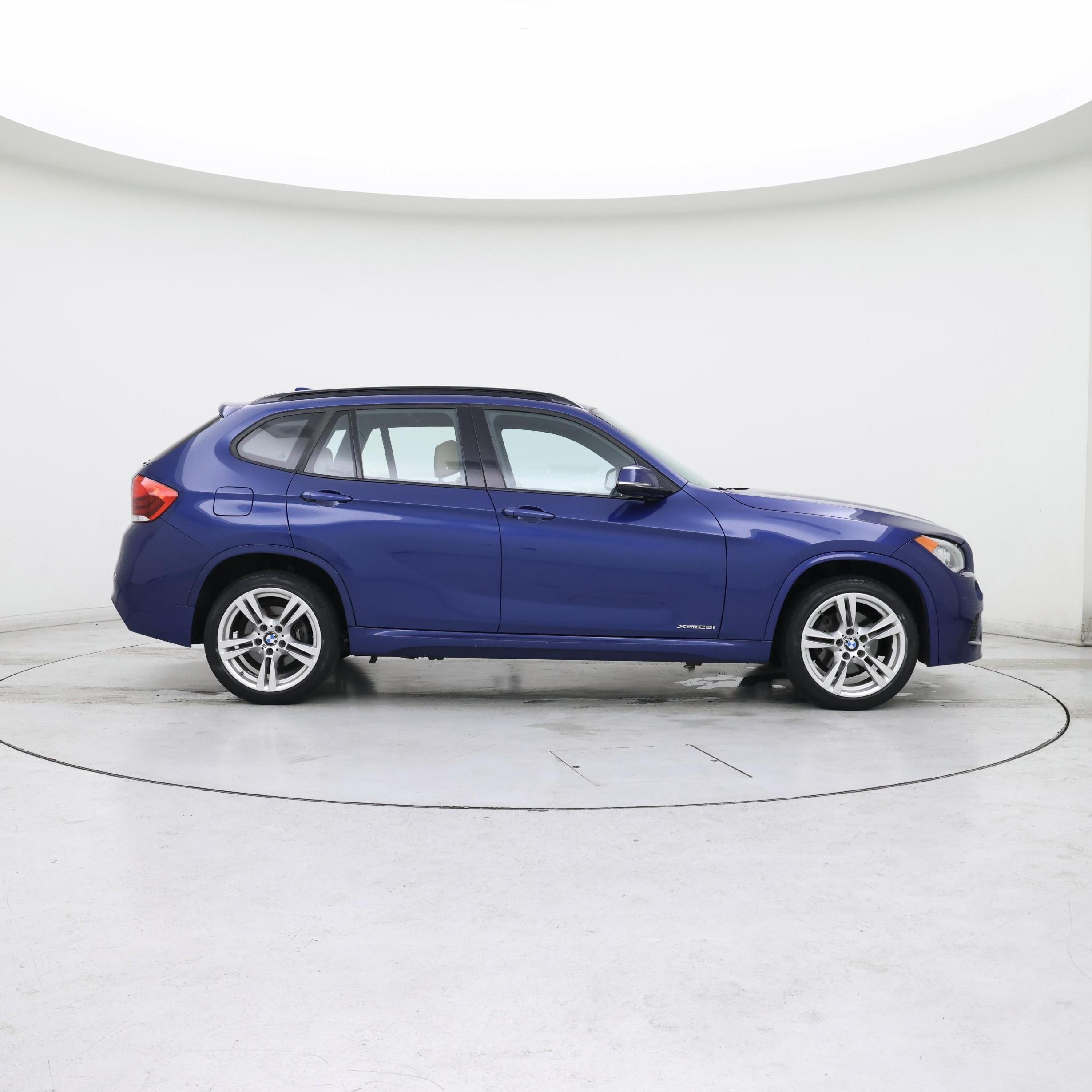 Thumbnail: 2015 BMW X1 - 7