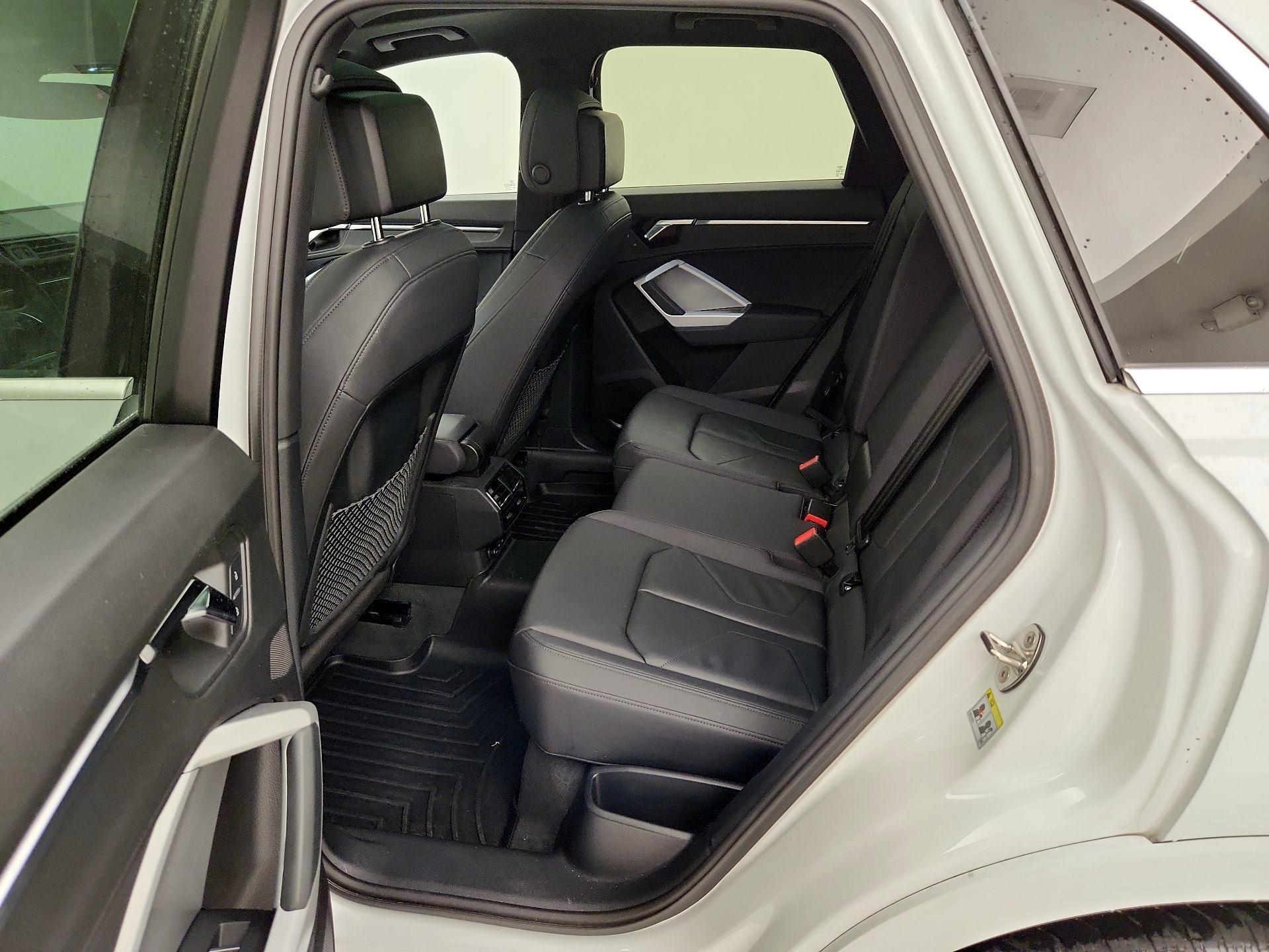 Thumbnail: 2022 Audi Q3 - 20