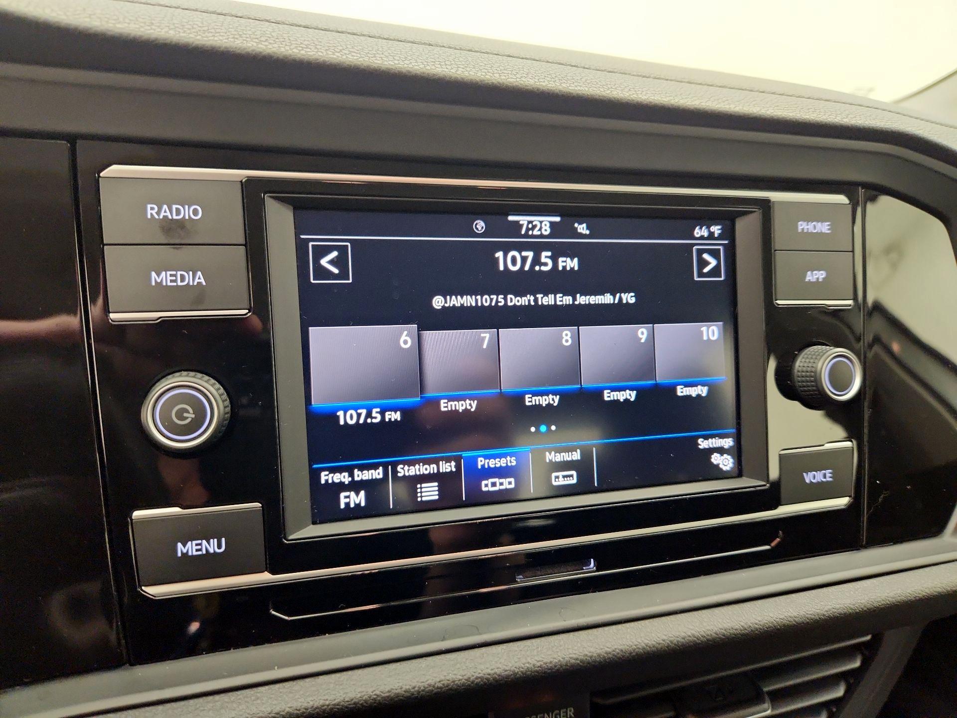 Thumbnail: 2020 Volkswagen Jetta - 15