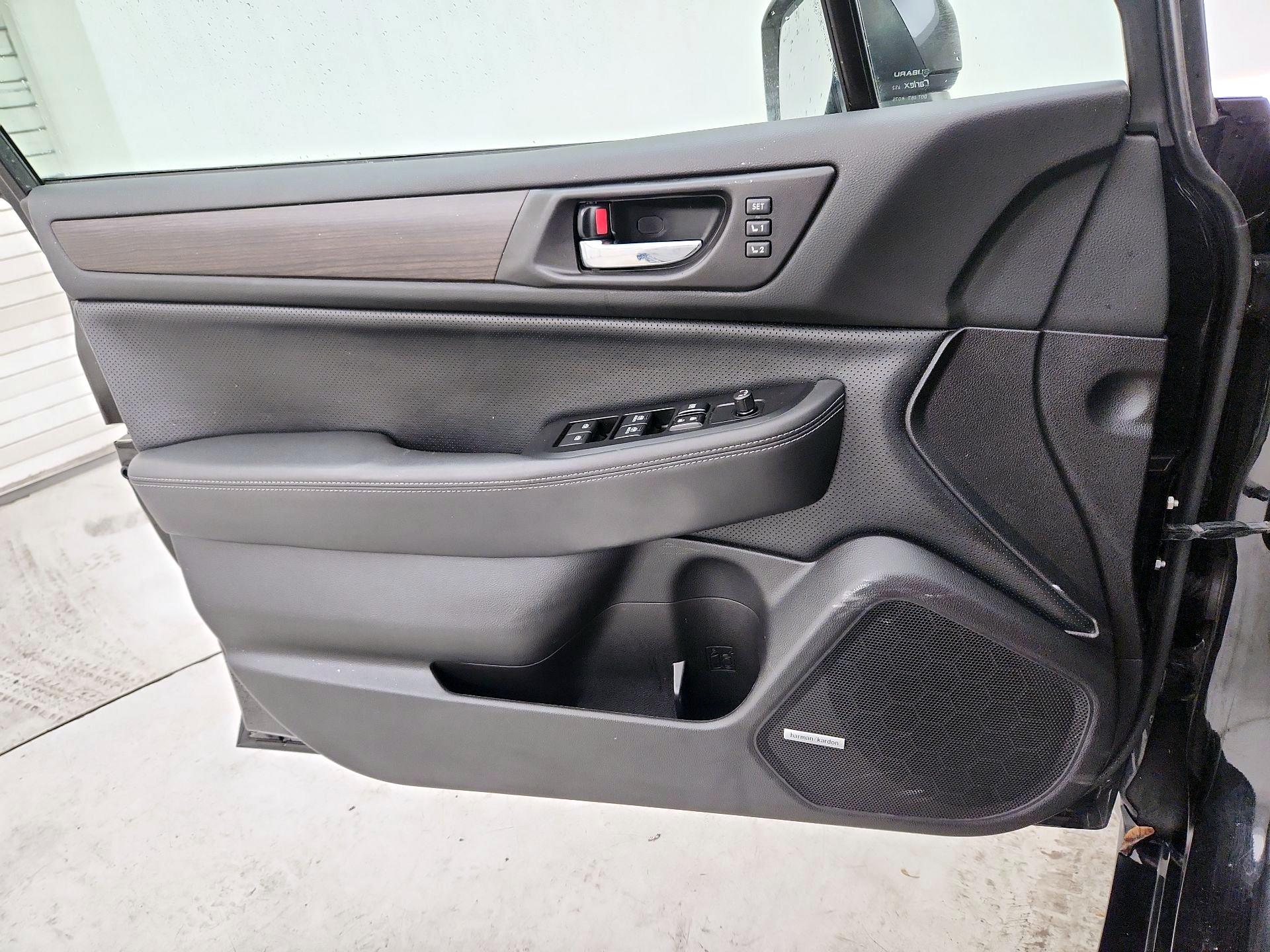 Thumbnail: 2016 Subaru Legacy - 12