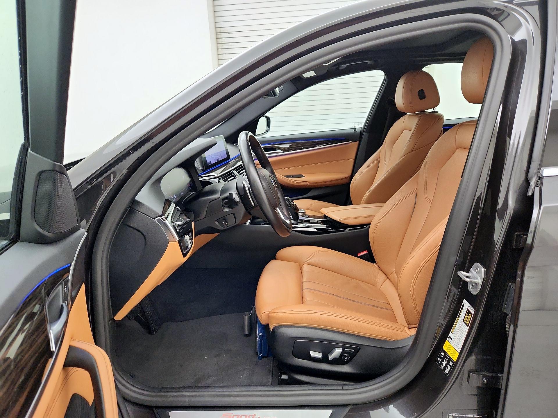 Thumbnail: 2020 BMW 5 Series - 11