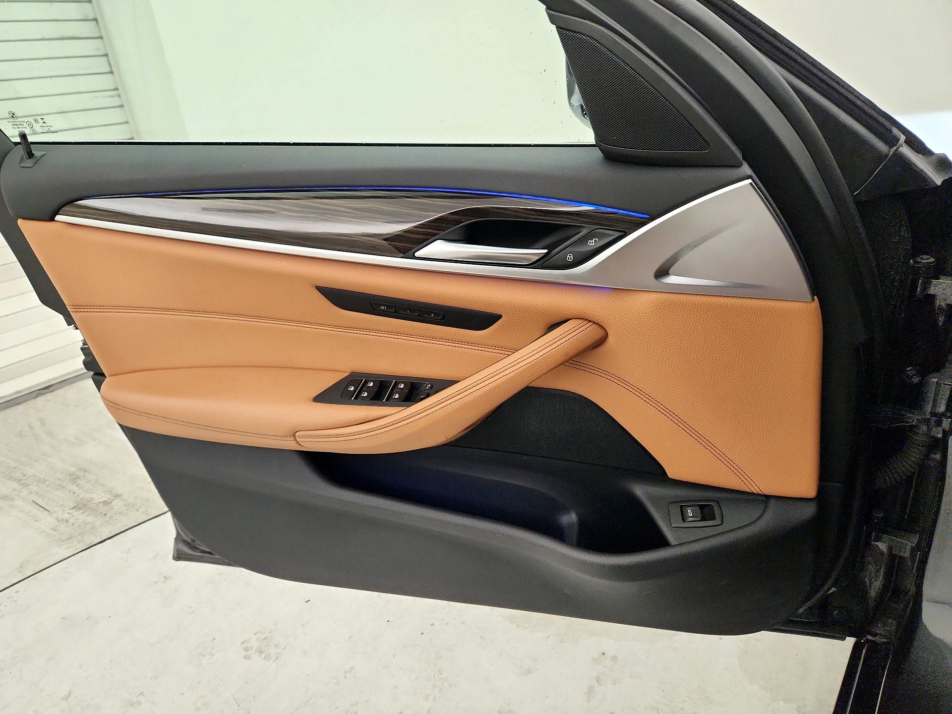 Thumbnail: 2020 BMW 5 Series - 12