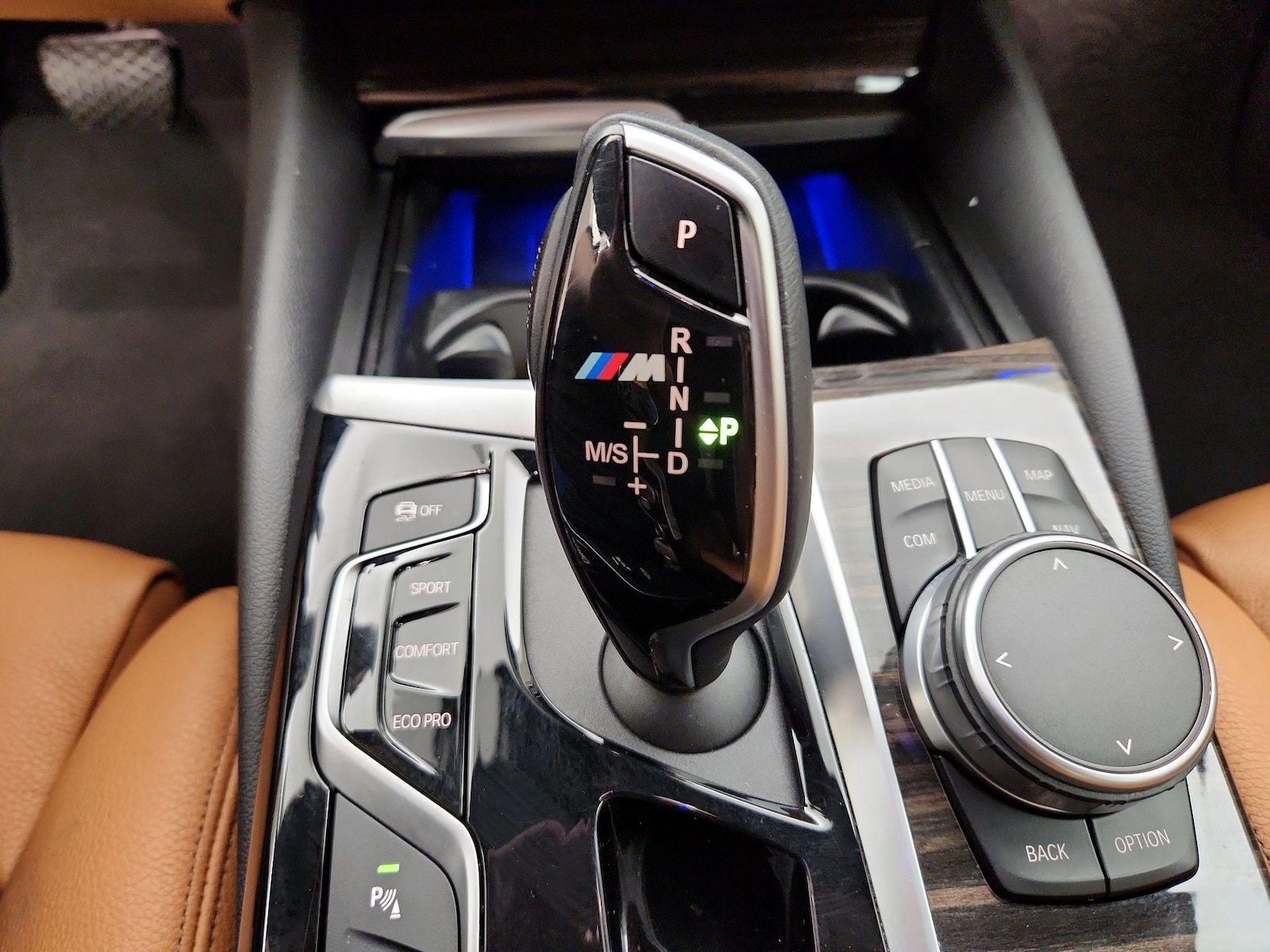2020 BMW 5 Series 540i - Photo 19