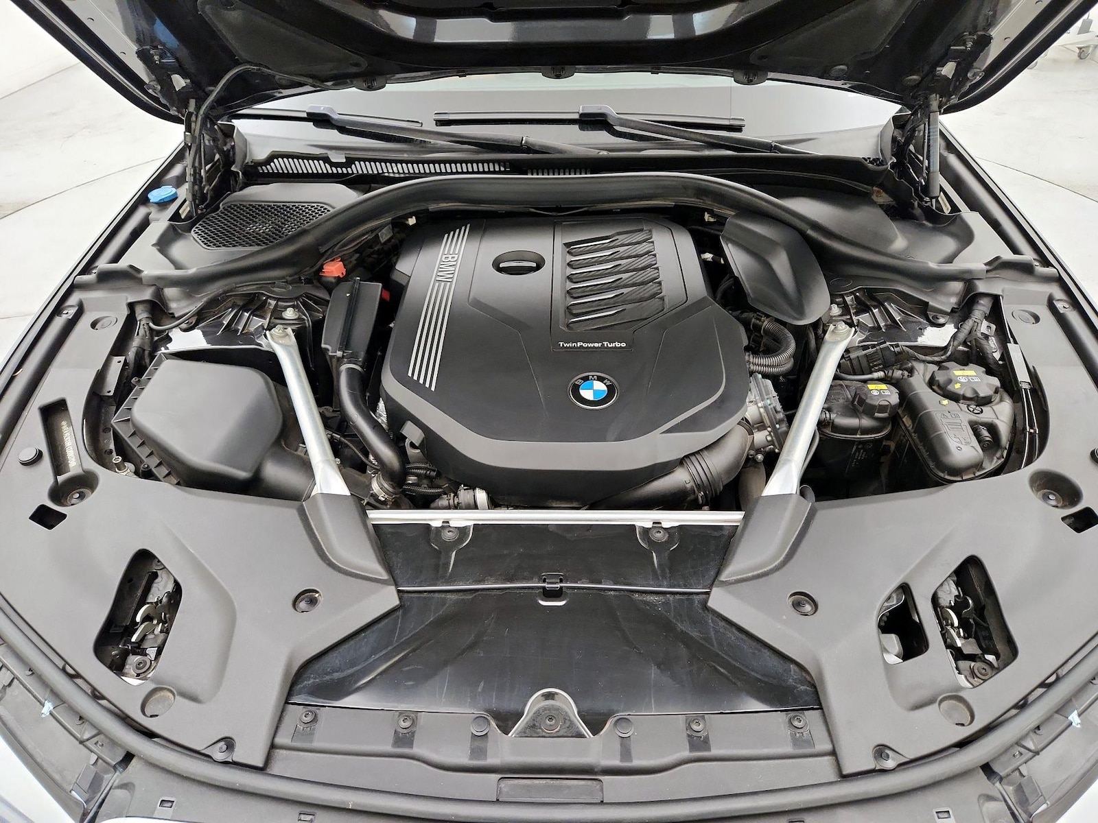 2020 BMW 5 Series 540i - Photo 24