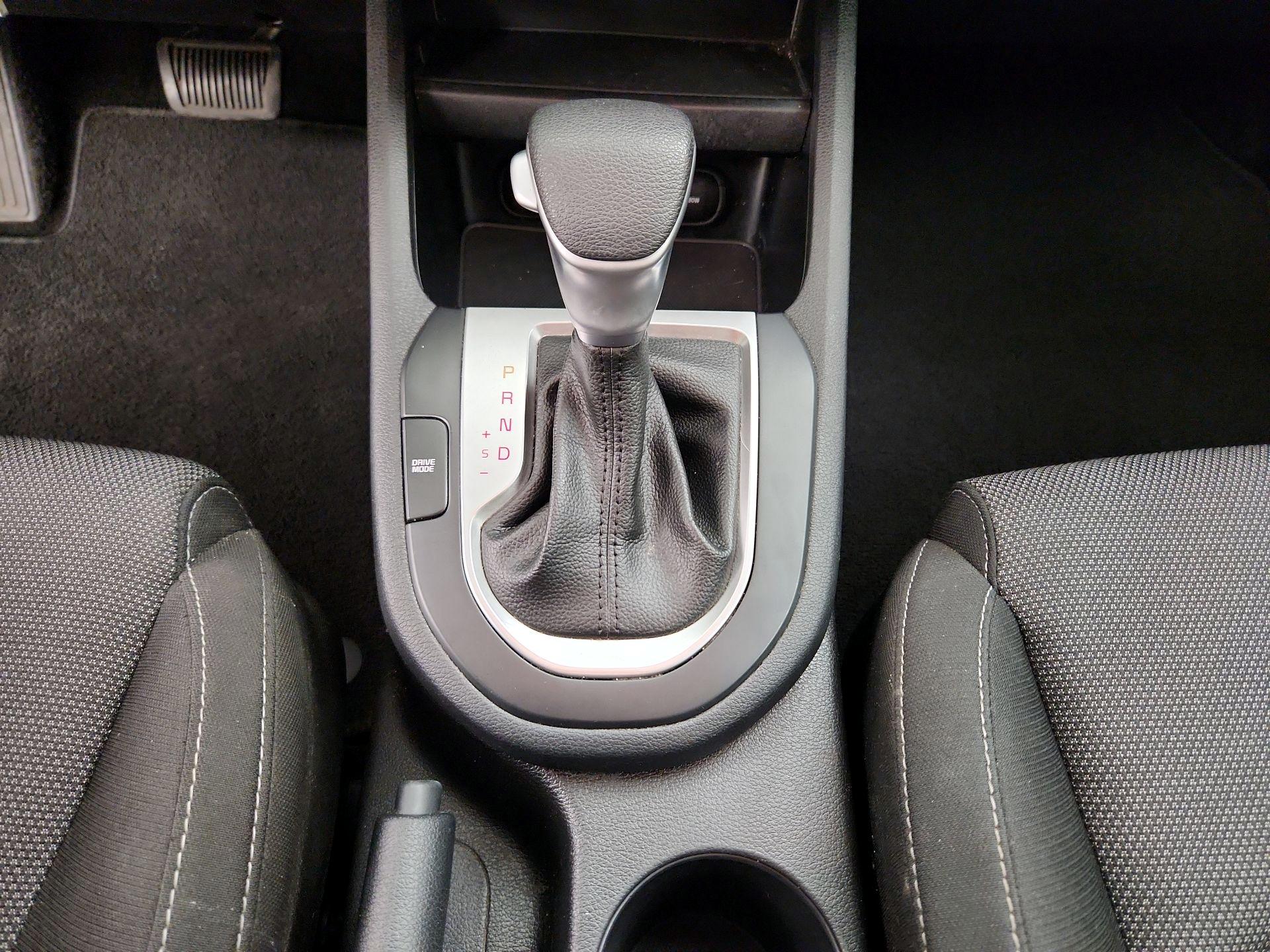 Thumbnail: 2022 Kia Forte - 17