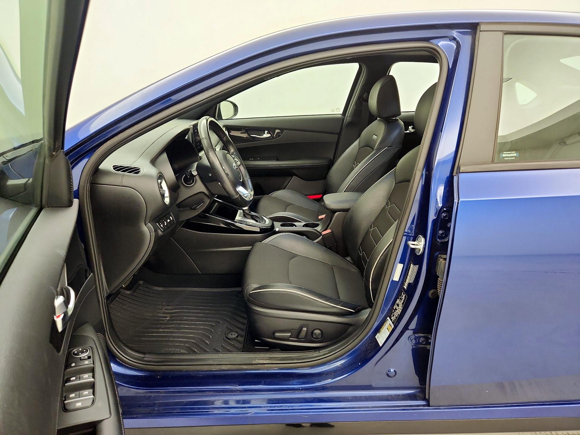 Thumbnail: 2021 Kia Forte - 11