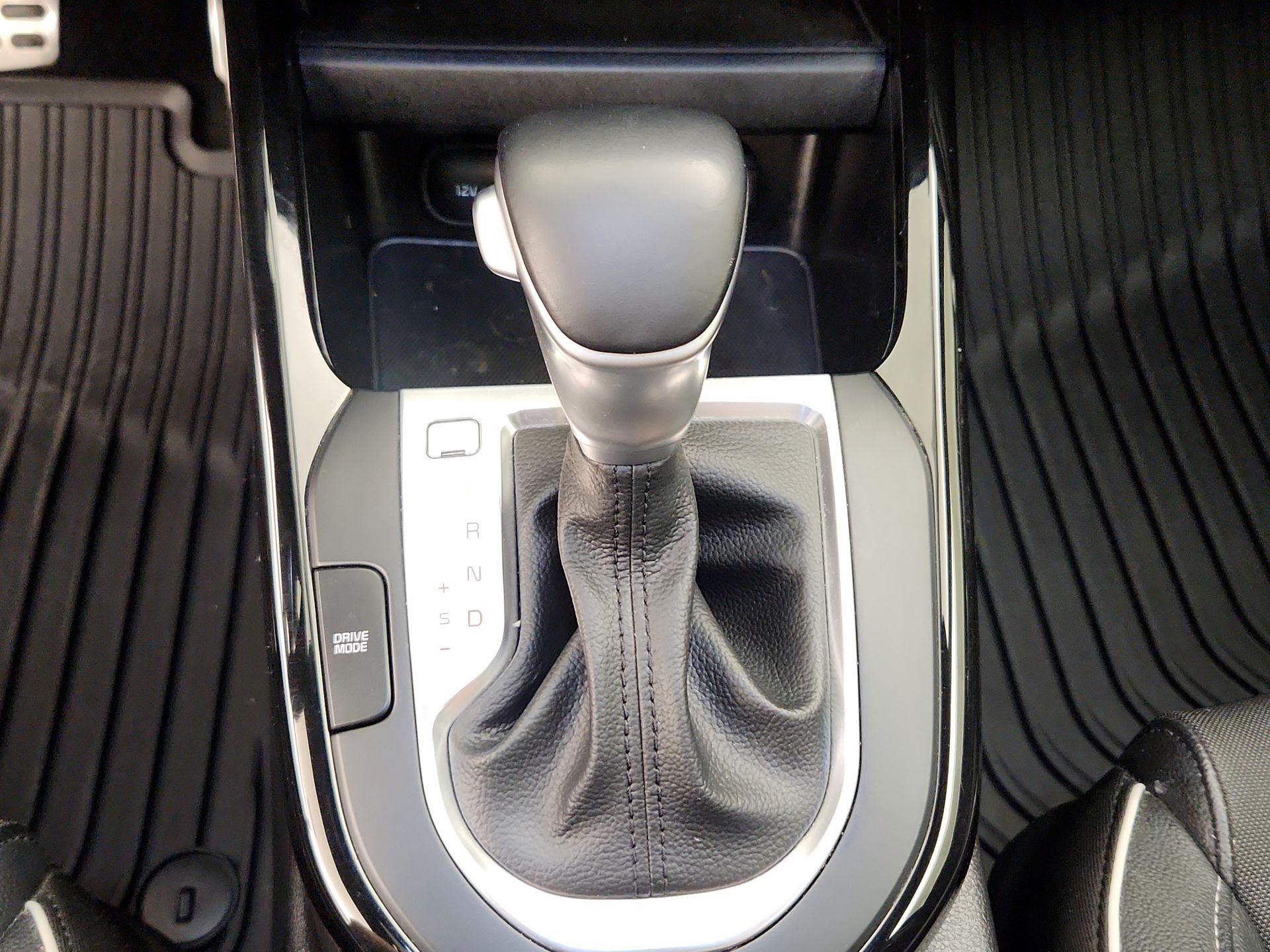 Thumbnail: 2021 Kia Forte - 17