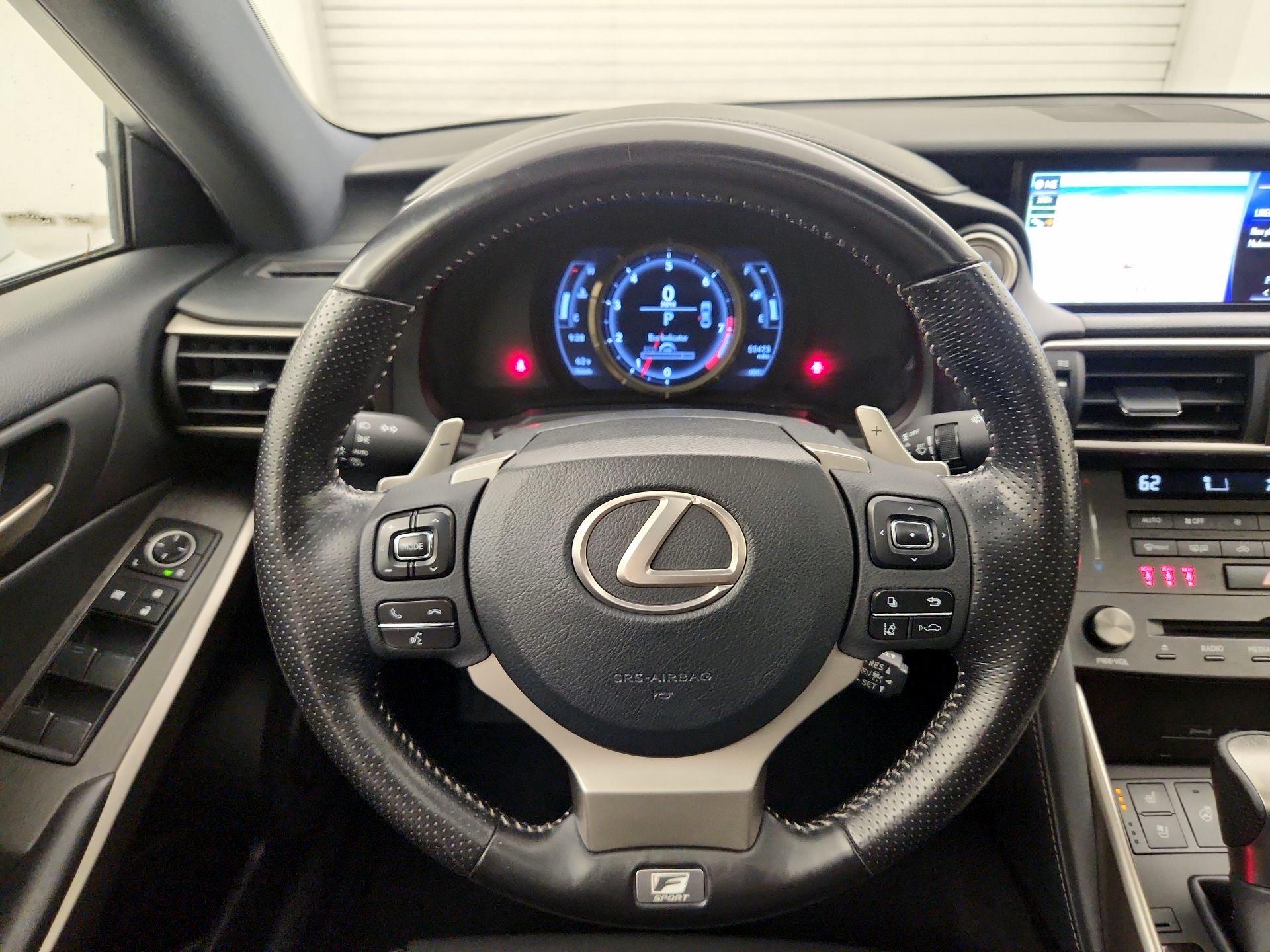 Thumbnail: 2020 Lexus IS - 10