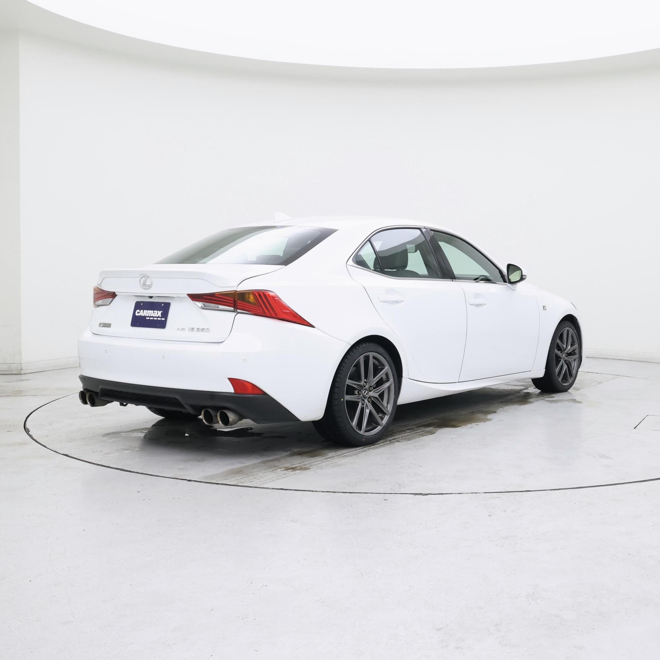 Thumbnail: 2020 Lexus IS - 8